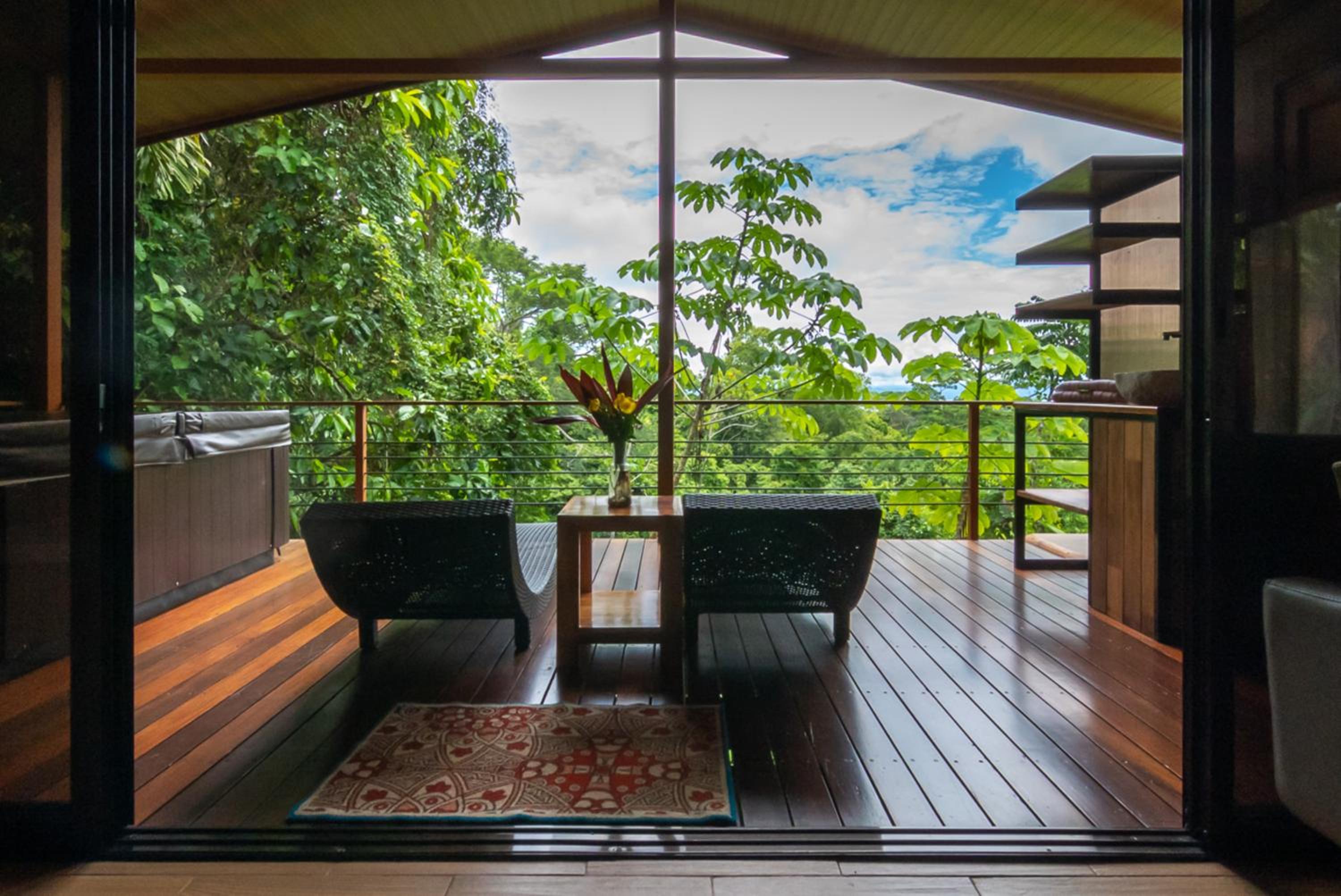 Corcovado Great Villas-pool-jacuzzi-amazing views