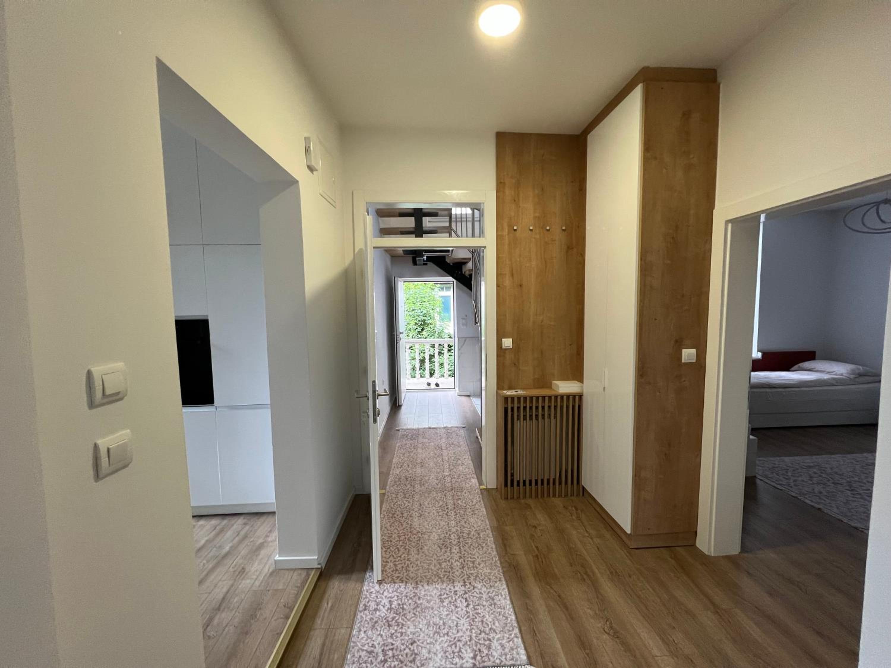 Villa by Expert Aleja