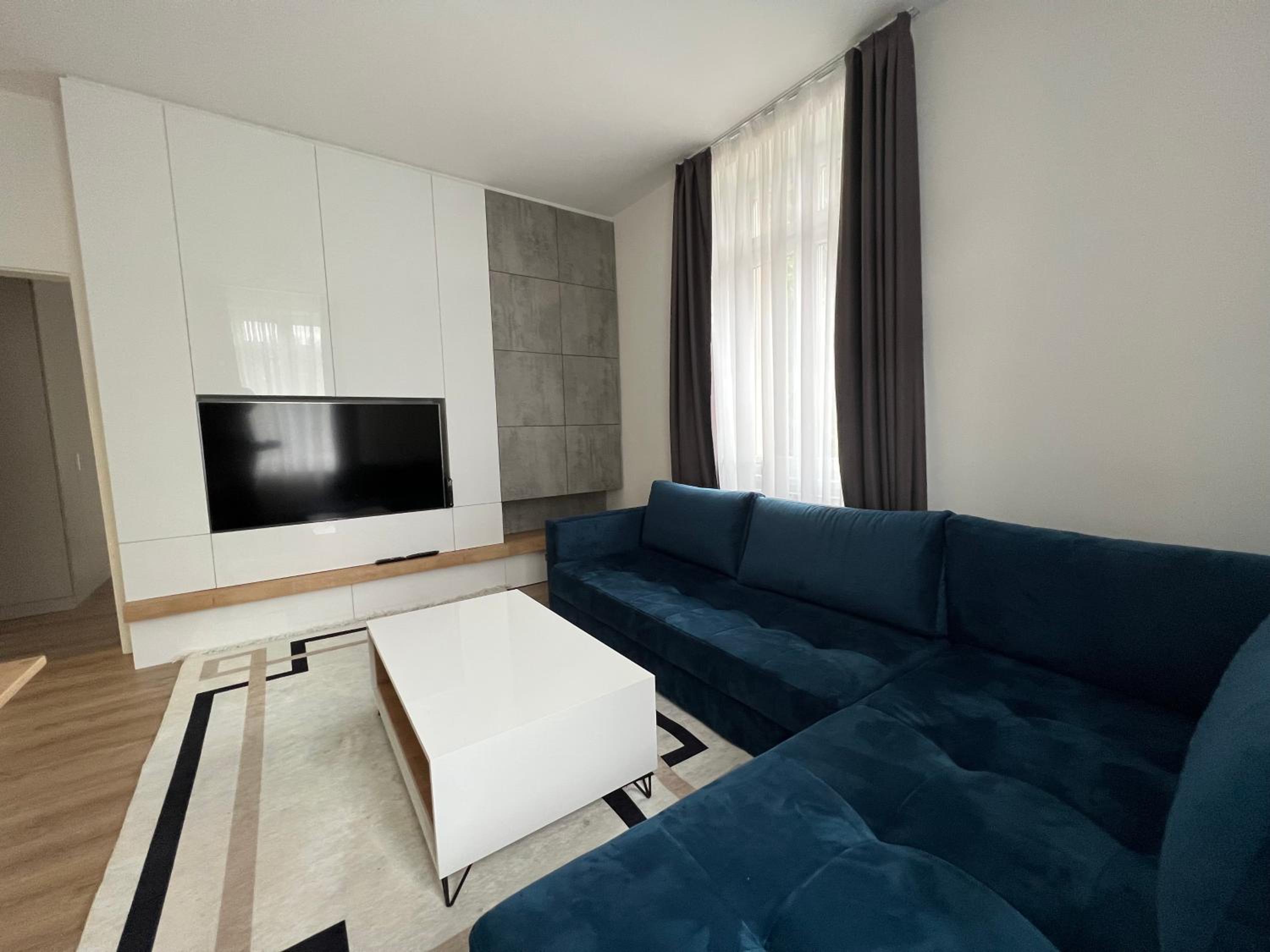 Villa by Expert Aleja