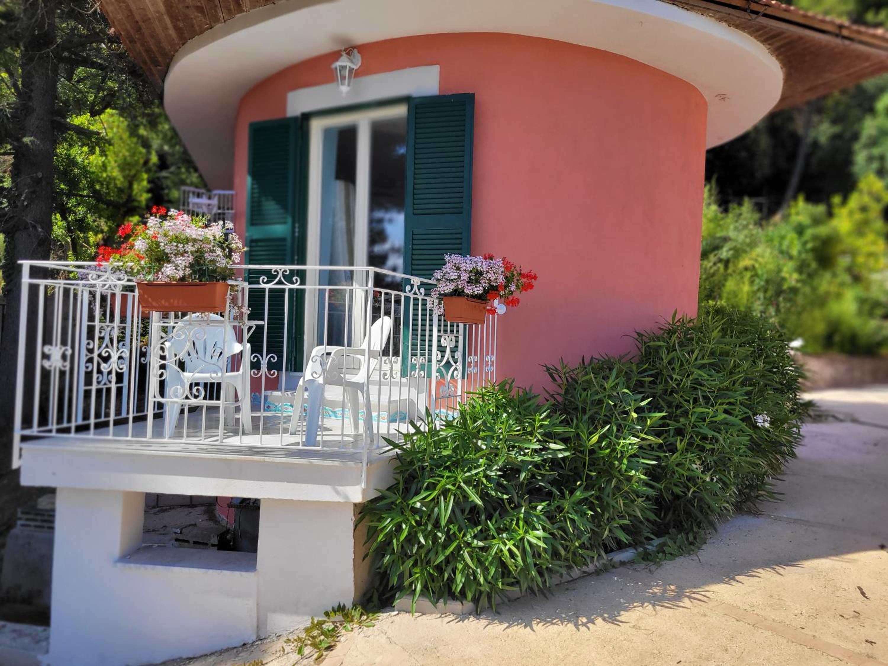 VILLA ESMERALDA