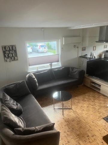 Lejlighed/rækkehus med adgang til pool.