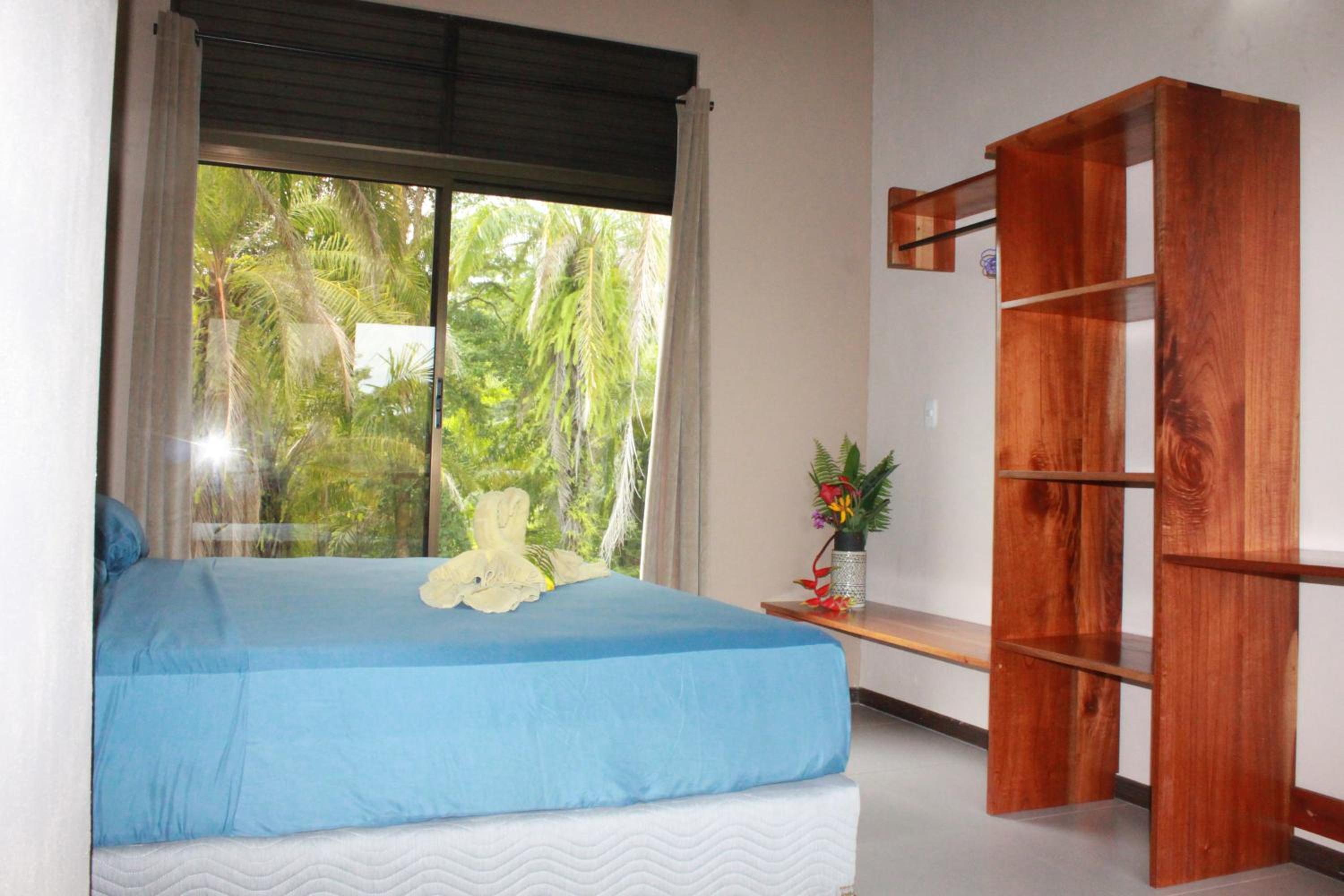 Corcovado Great Villas-pool-jacuzzi-amazing views