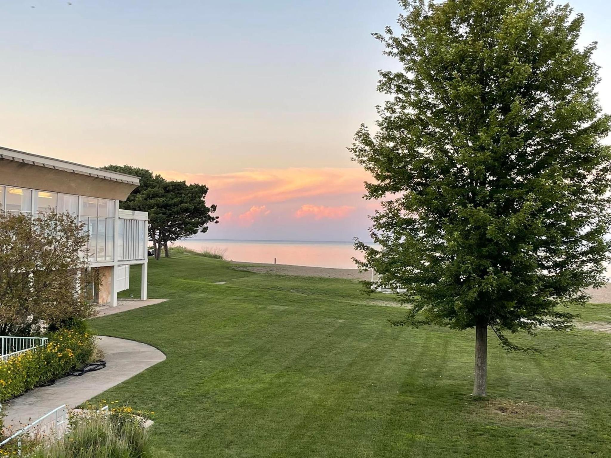Illinois Beach Hotel, Fotografia 50