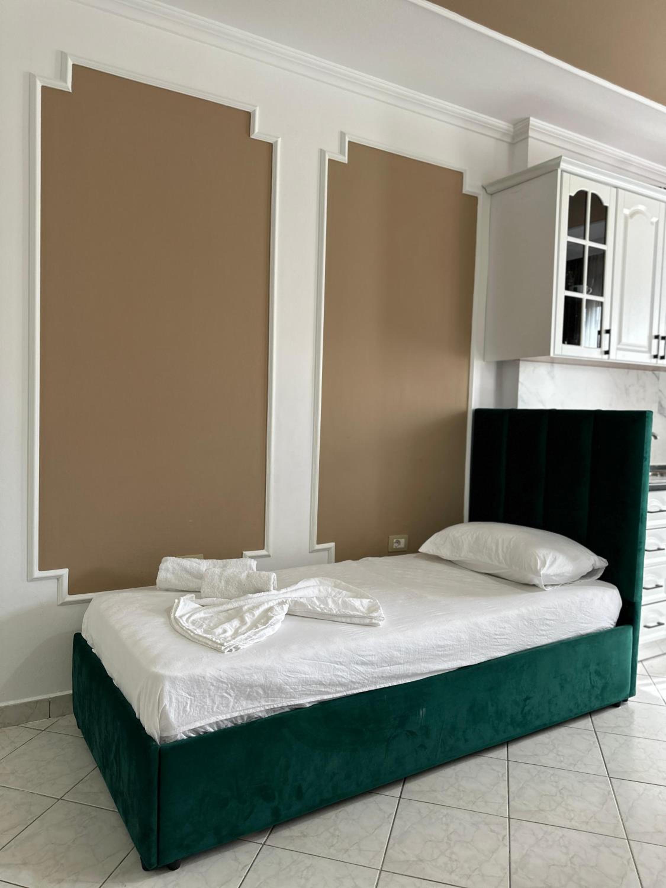 Comfortable Golem Beach Apartment 2 photo 3