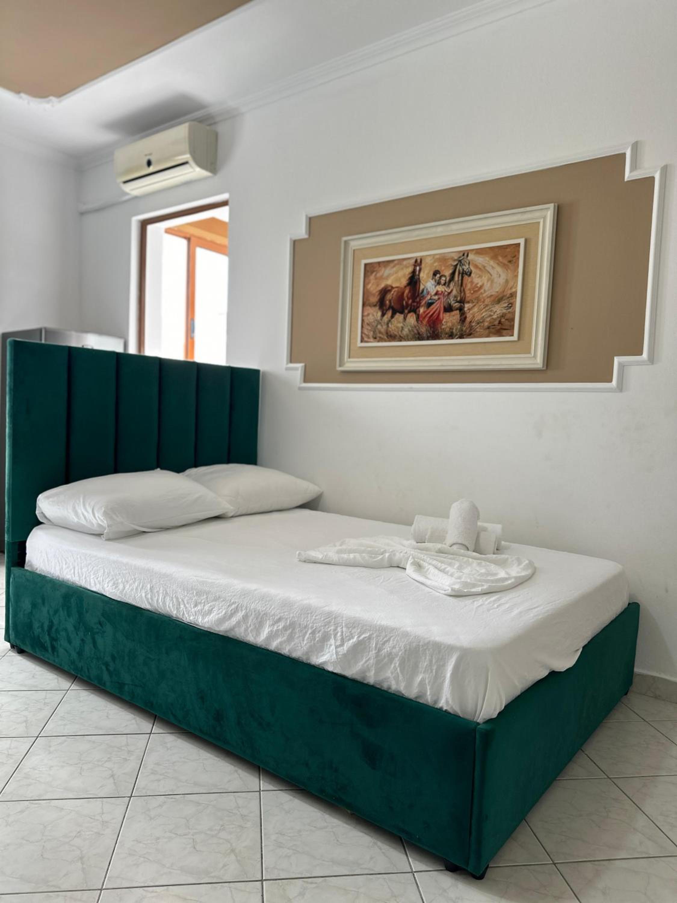 Comfortable Golem Beach Apartment 2 photo 4