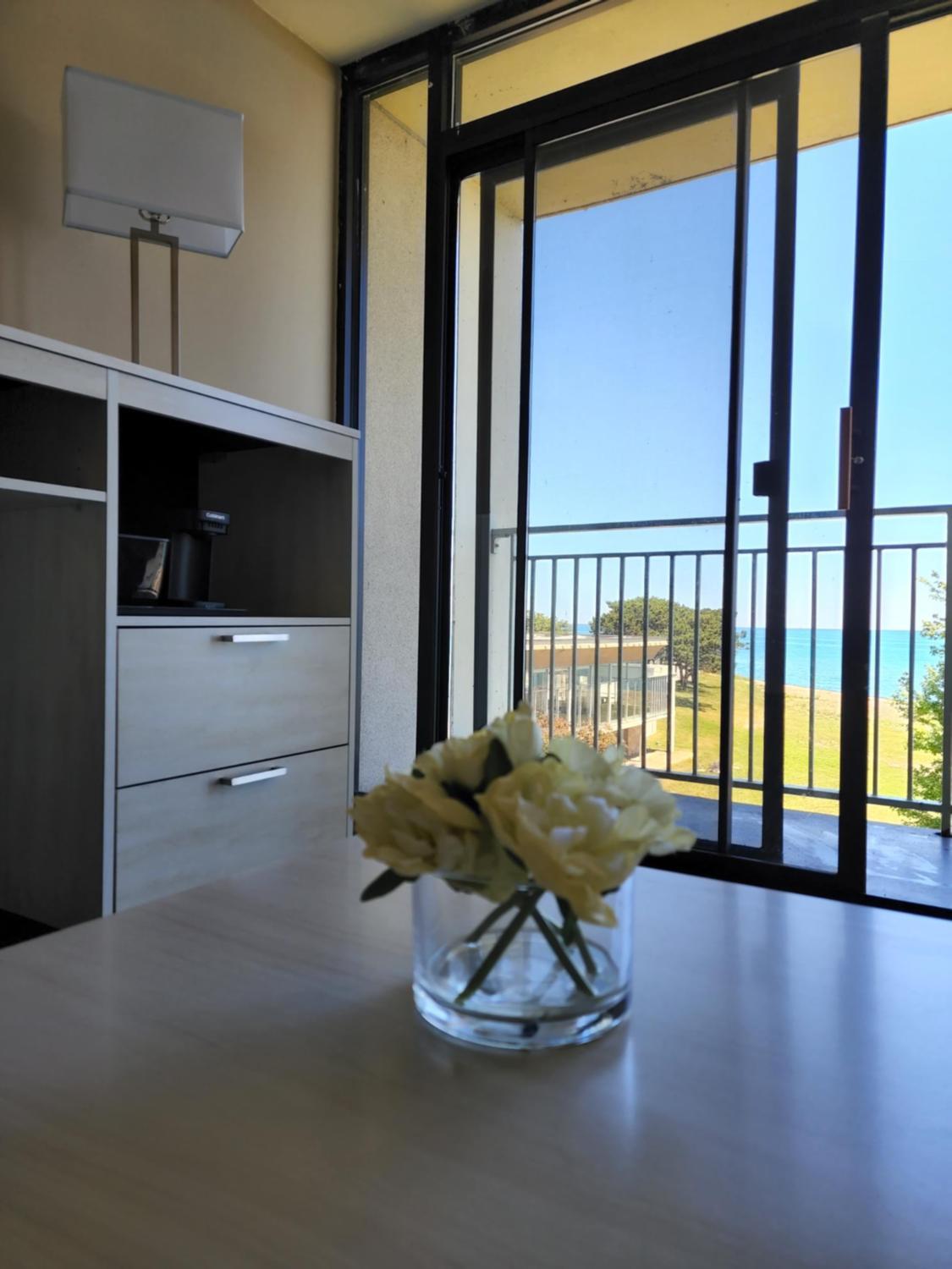 Illinois Beach Hotel, Fotografia 15