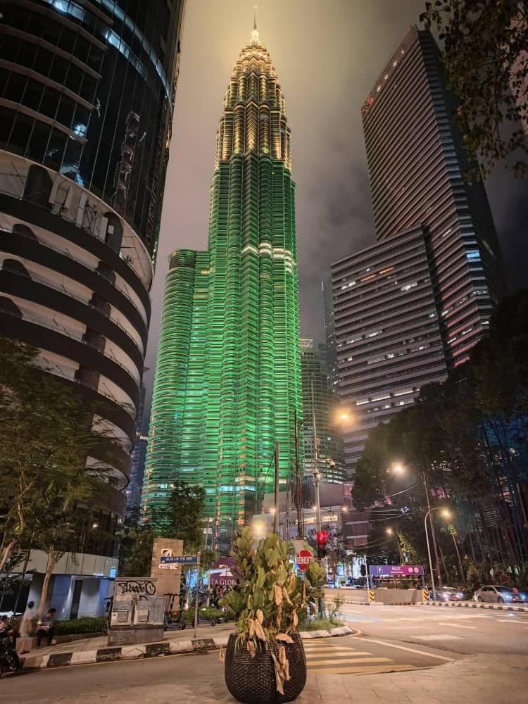 'Resort Living at the Heart of KLCC'