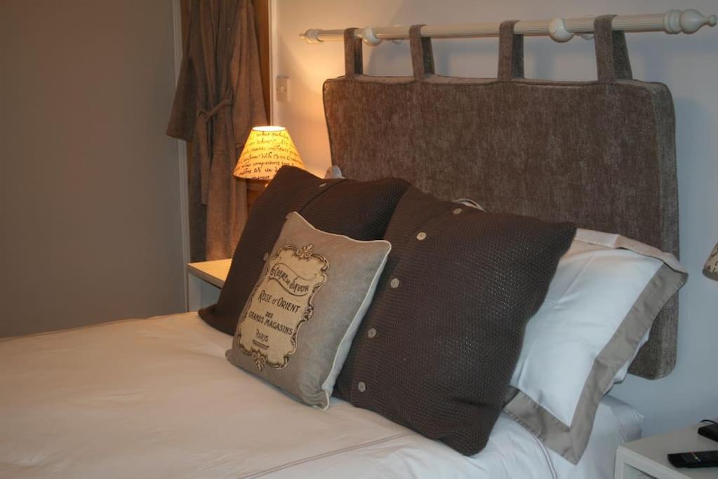 Lyne House Ideal for a celebration or reunion