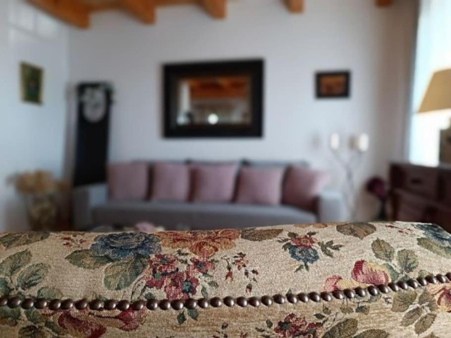 Panorámaház Lovason