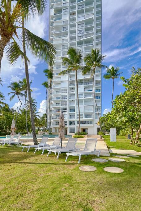 Aquarella Sunset Caribbean Beachfront Gataway