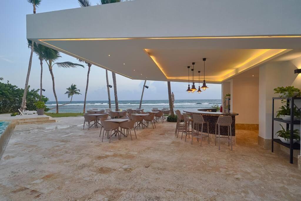 Aquarella Sunset Caribbean Beachfront Gataway