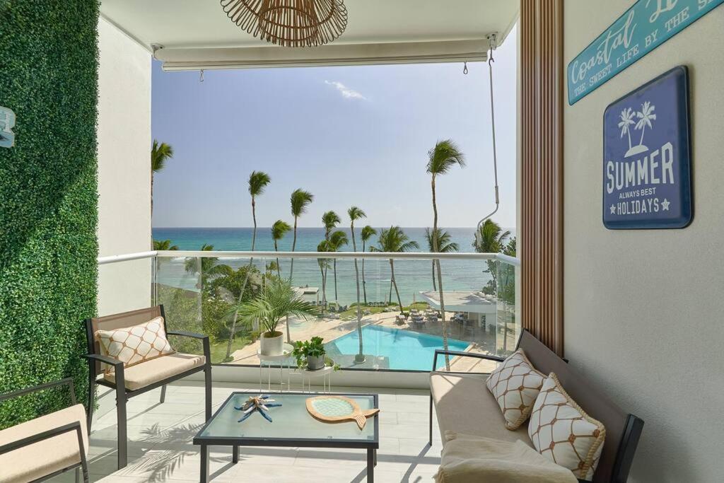 Aquarella Sunset Caribbean Beachfront Gataway