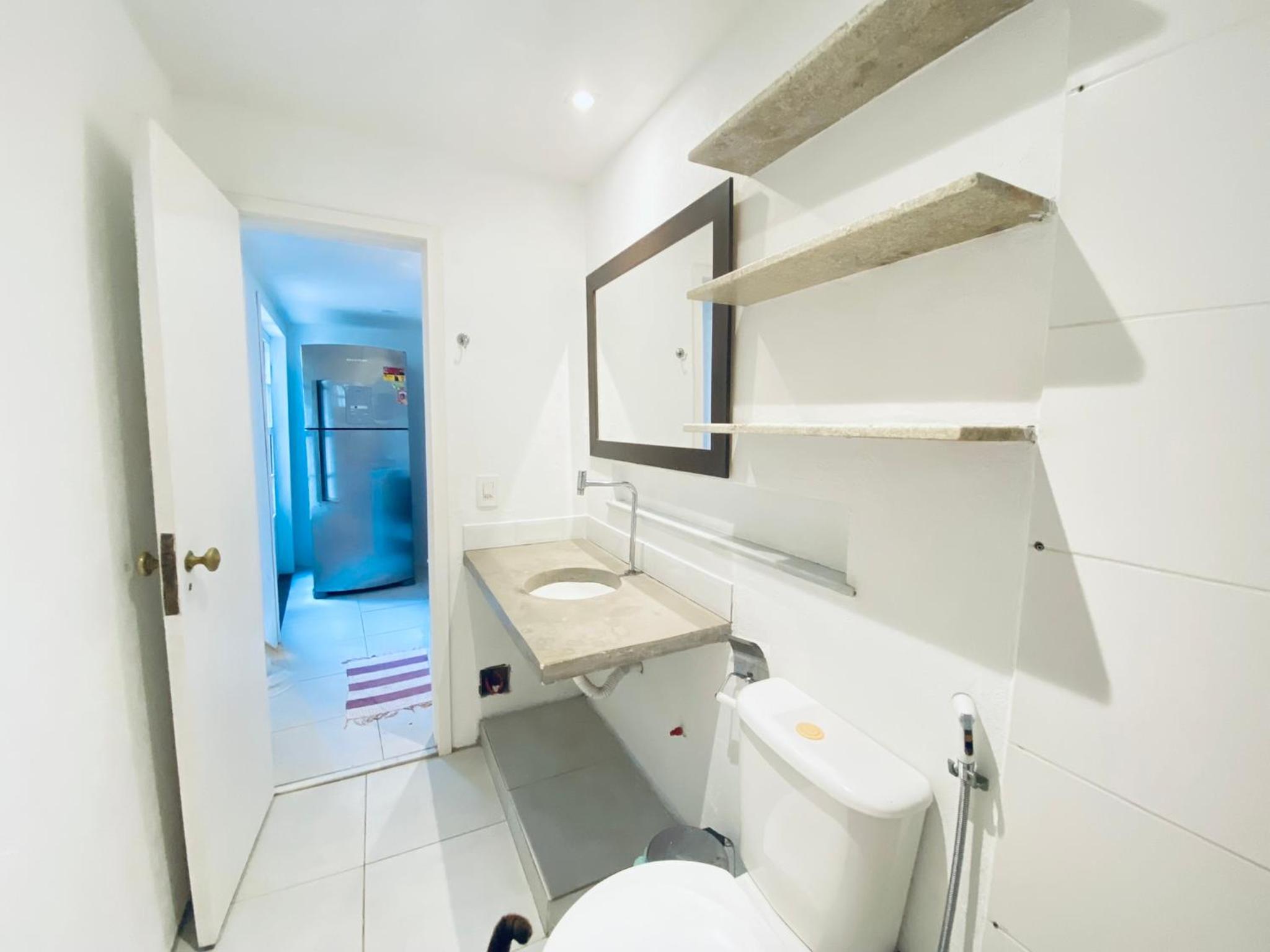 03- Casinha aconchegante no canal da Marina Búzios