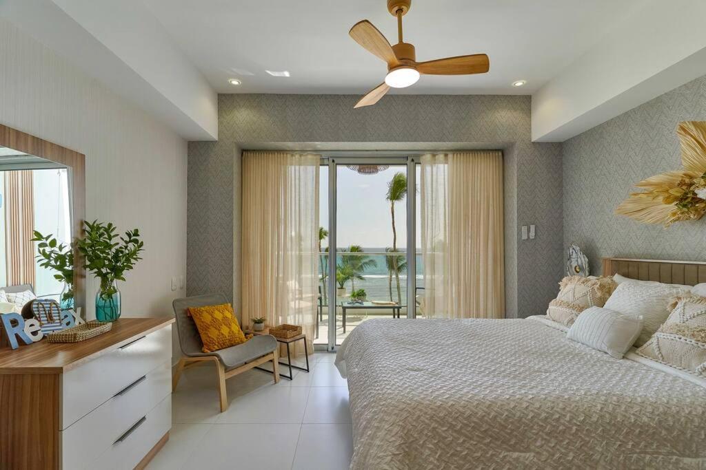Aquarella Sunset Caribbean Beachfront Gataway