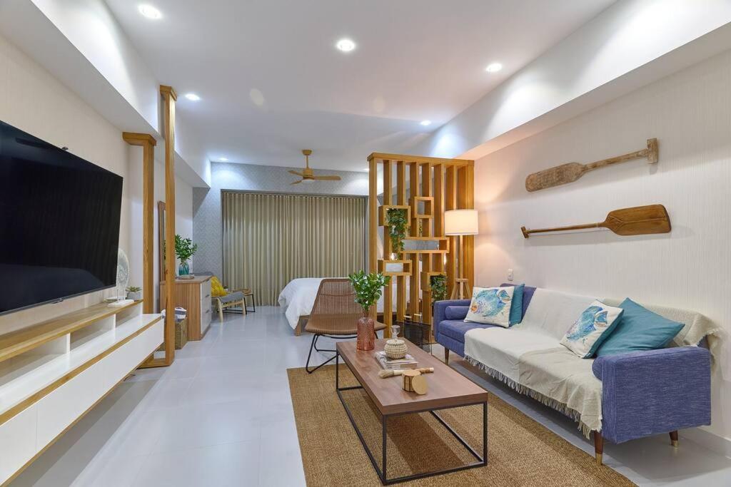 Aquarella Sunset Caribbean Beachfront Gataway