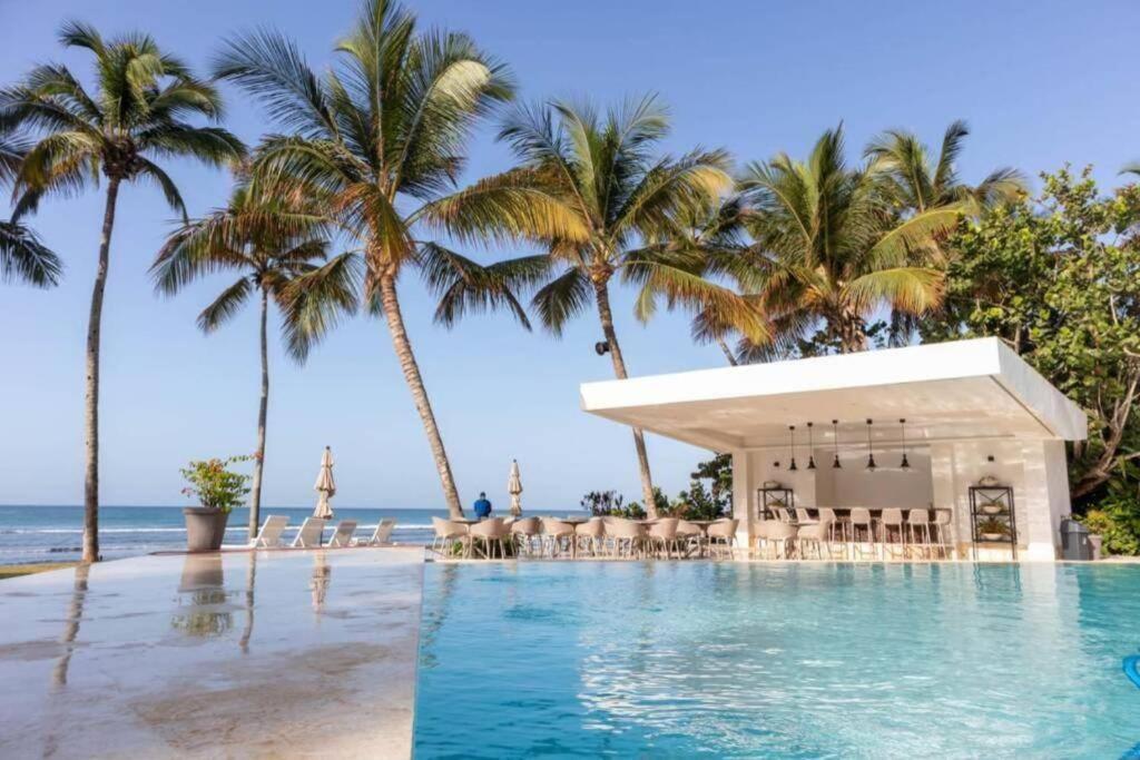 Aquarella Sunset Caribbean Beachfront Gataway