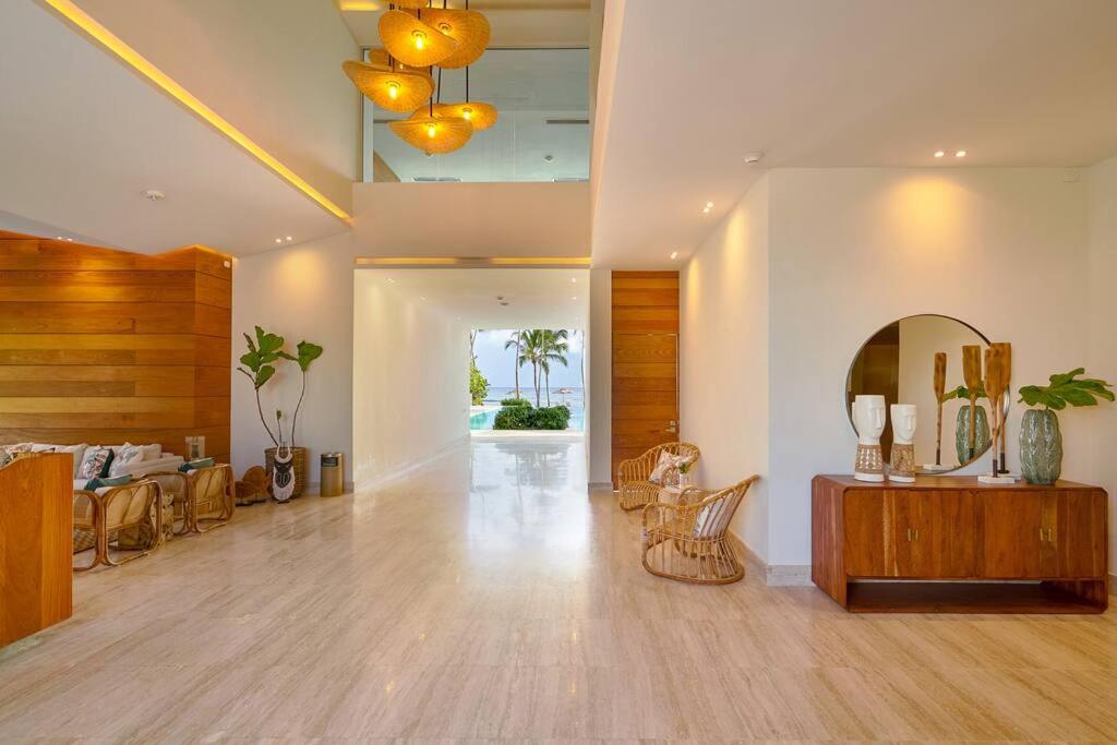 Aquarella Sunset Caribbean Beachfront Gataway