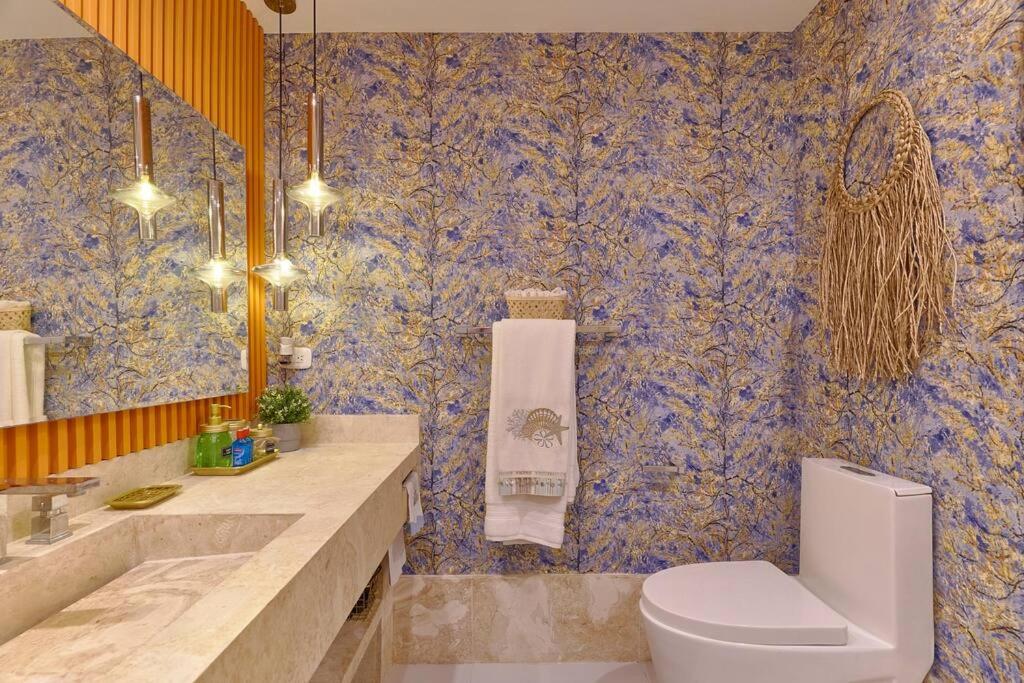 Aquarella Sunset Caribbean Beachfront Gataway