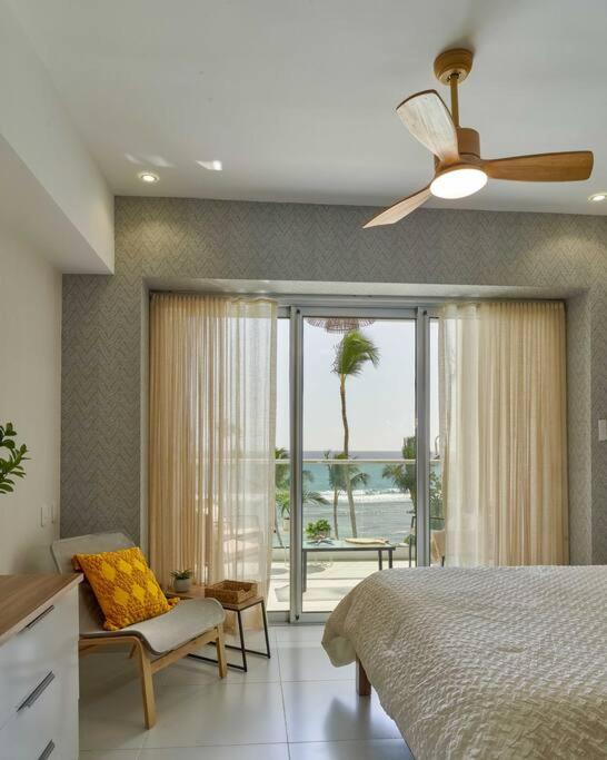 Aquarella Sunset Caribbean Beachfront Gataway