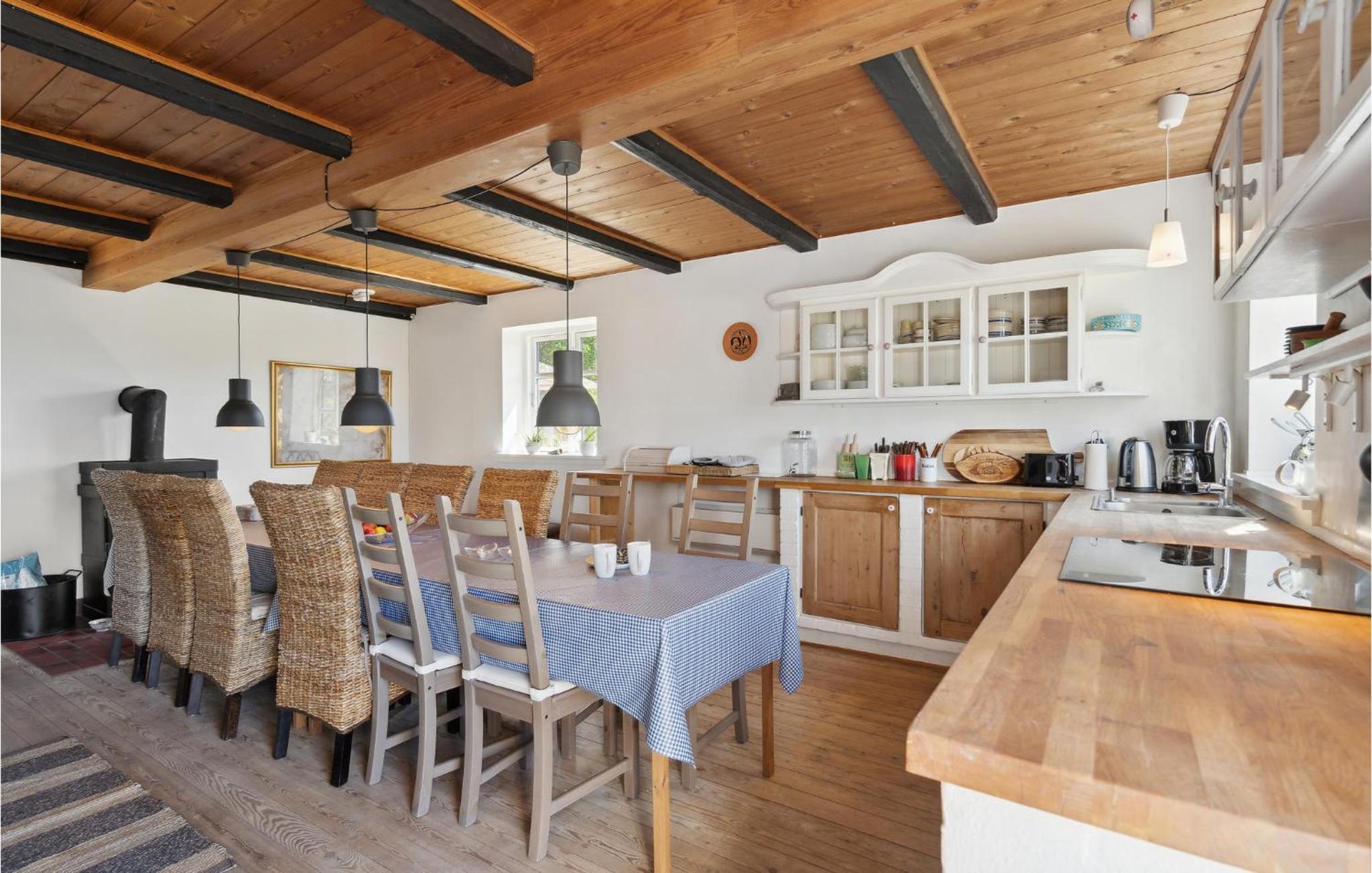 Beautiful Home In Lundby With Wifi