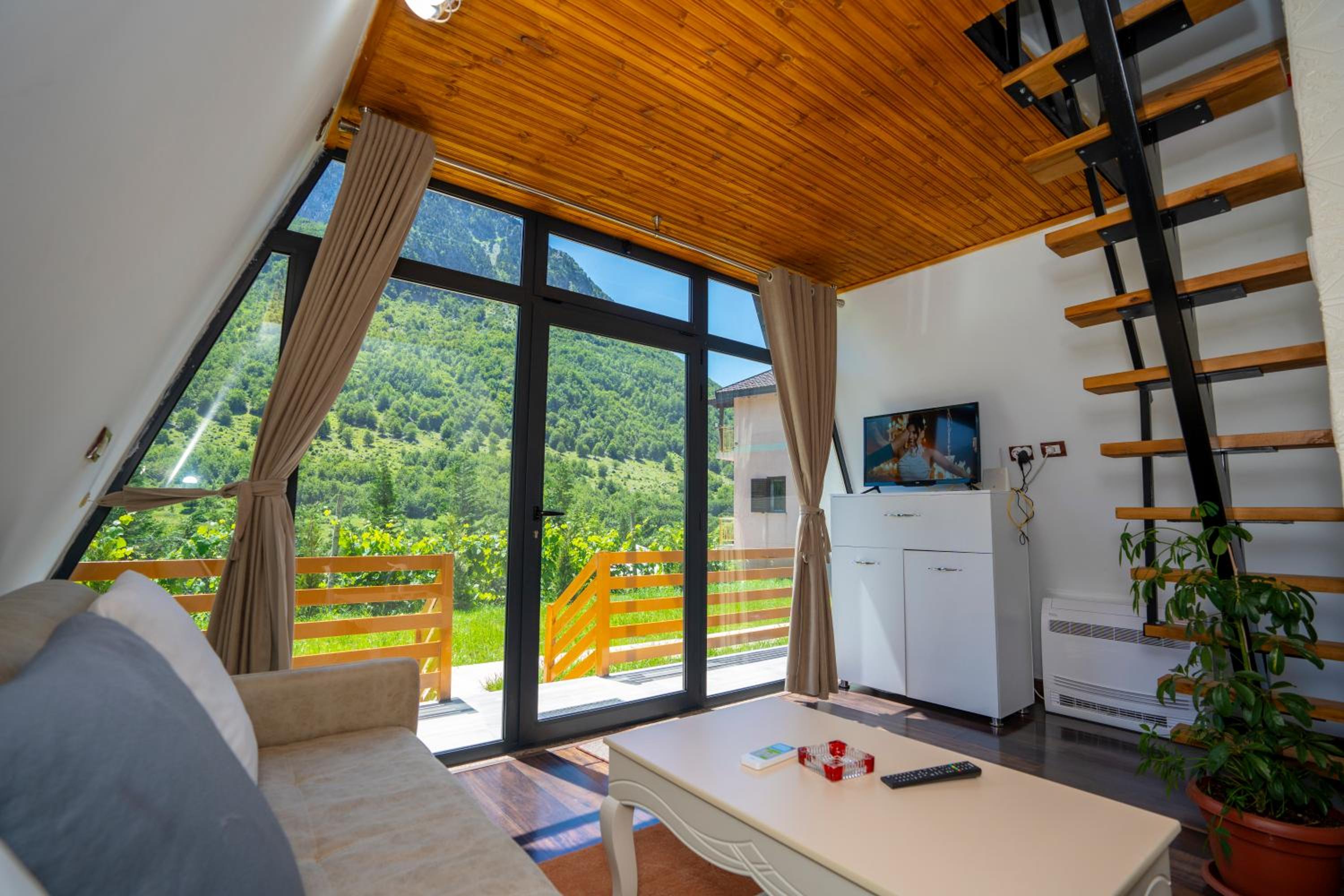 Arditi's Chalets