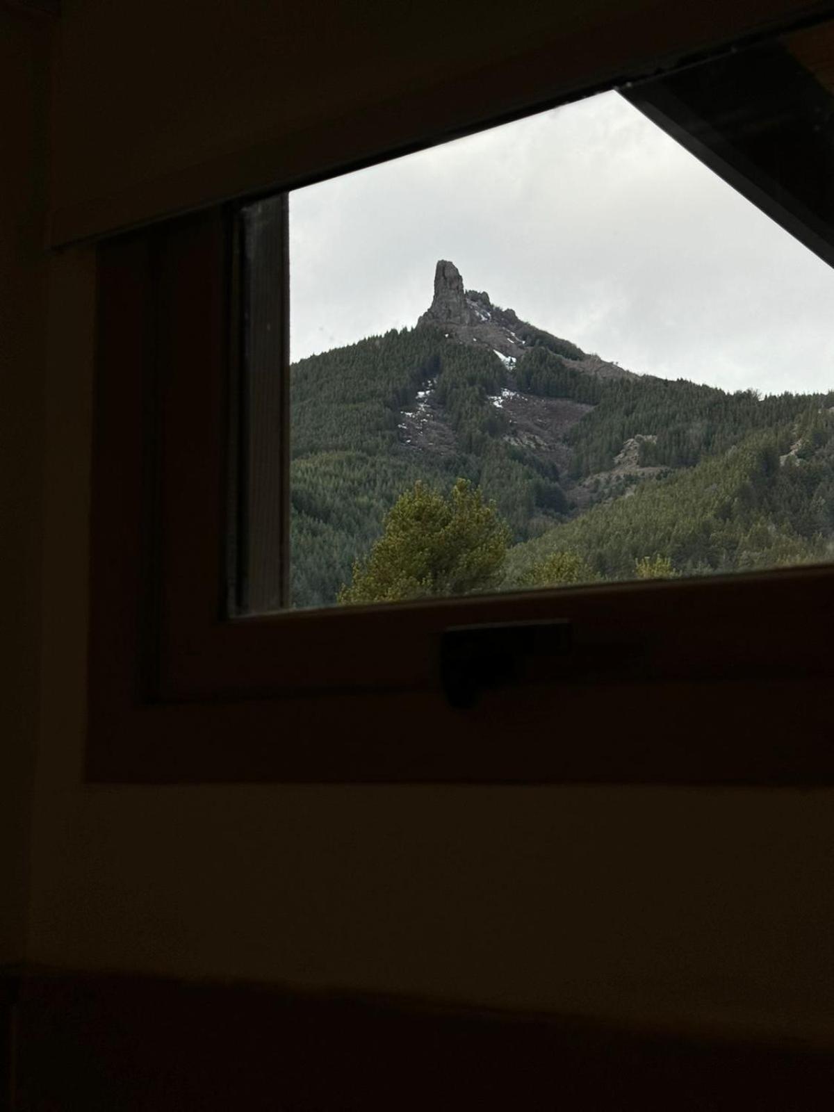 Cabaña El galpon - Villa Meliquina de Espacio Bandurrias -