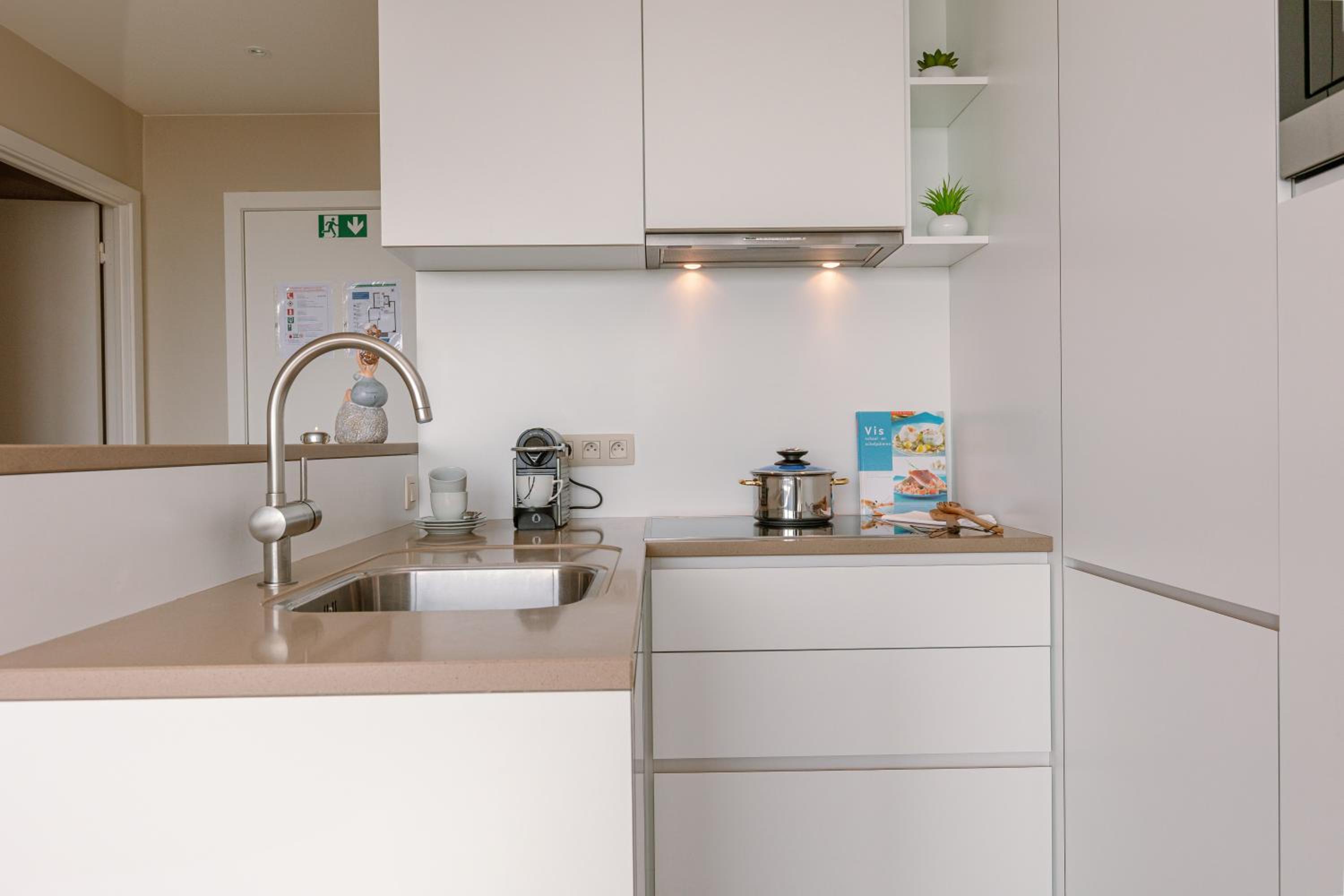 Stylish Apartment with Stunning Open View on Warandeduinen