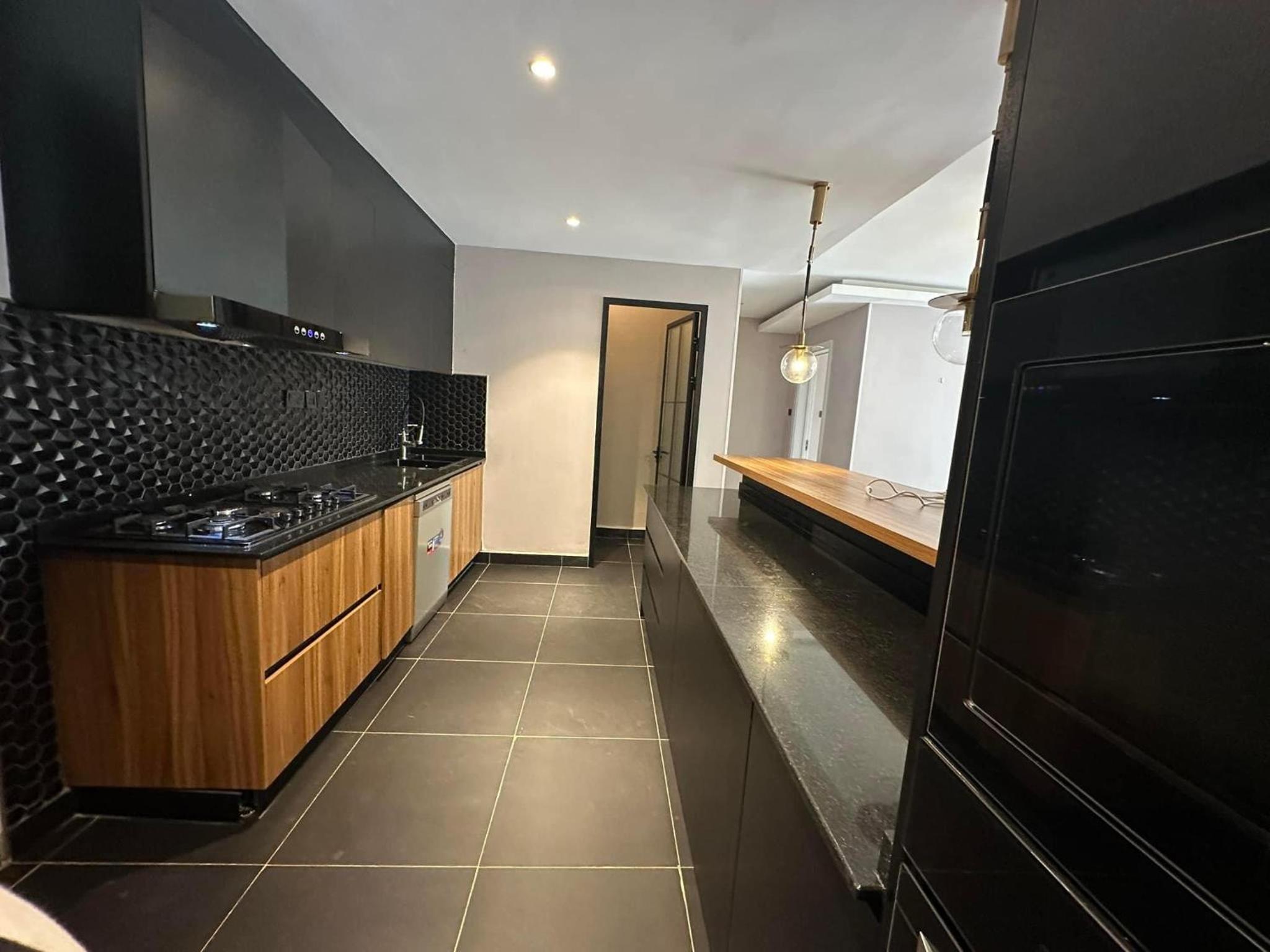 Volaire Apartments
