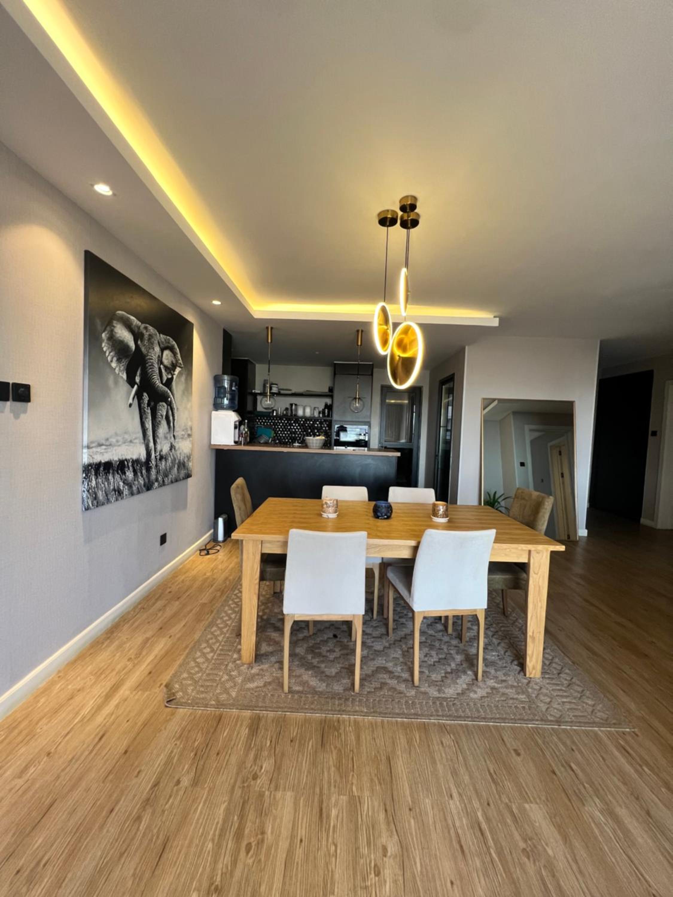 Volaire Apartments