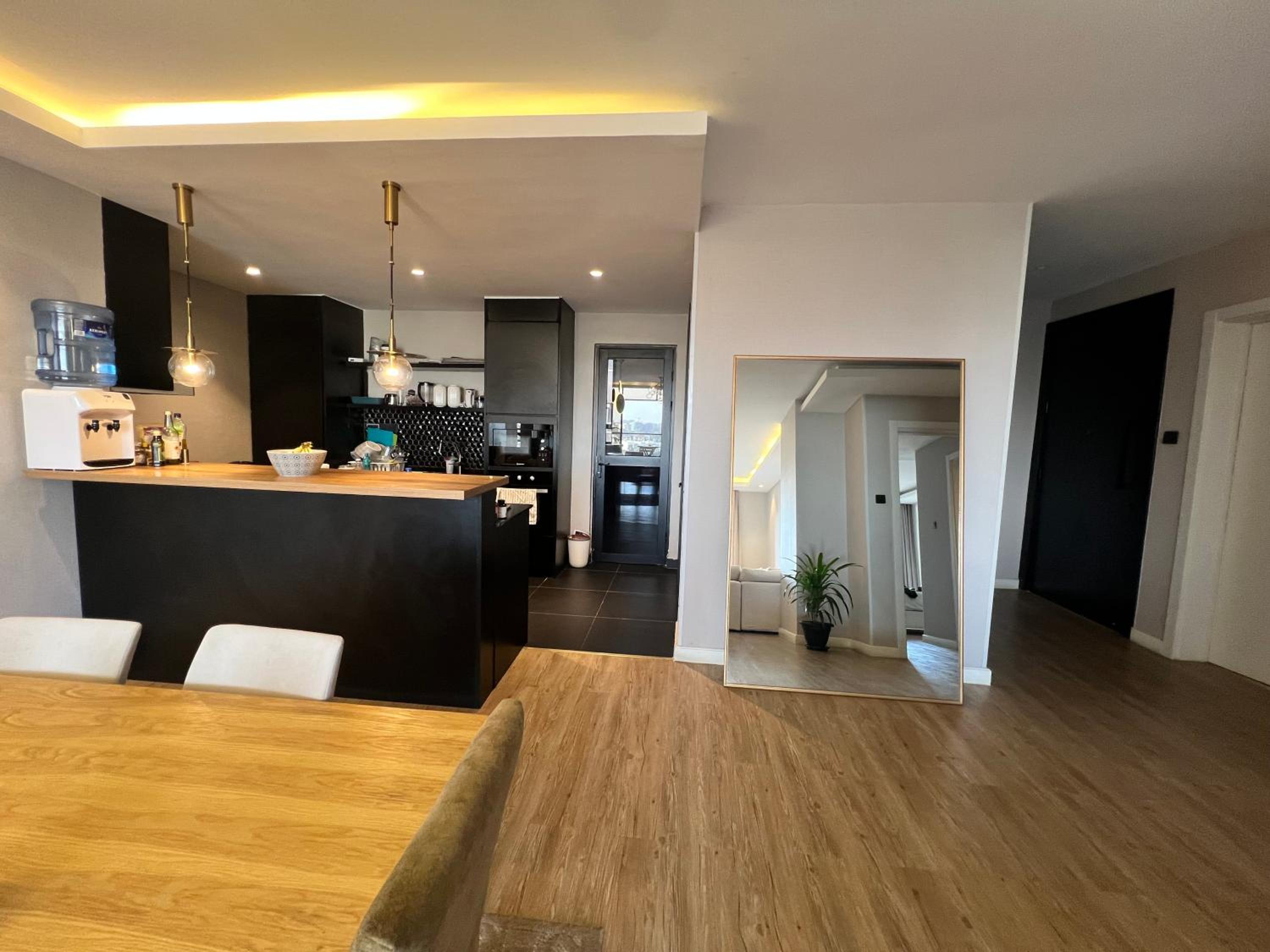 Volaire Apartments