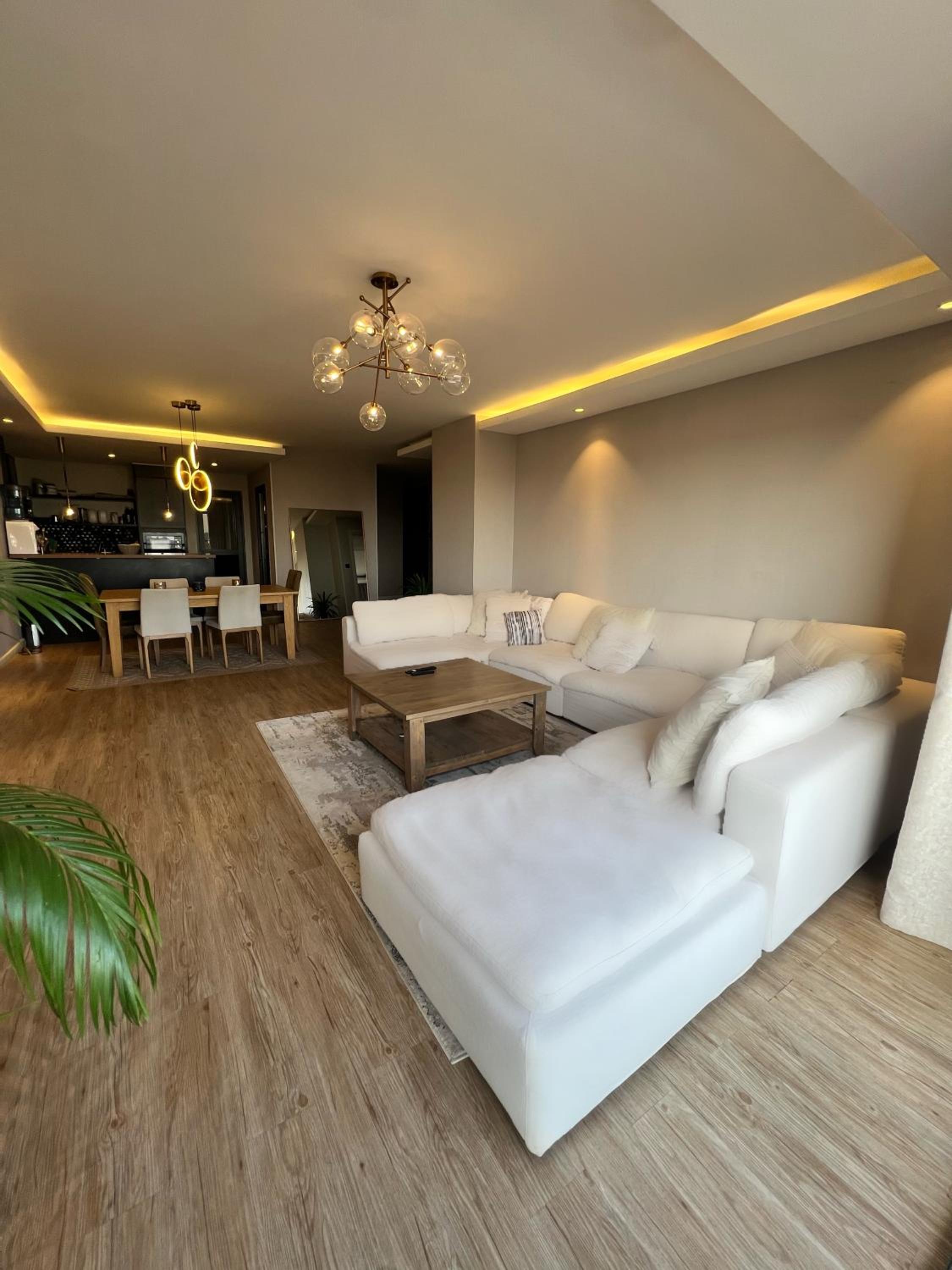 Volaire Apartments
