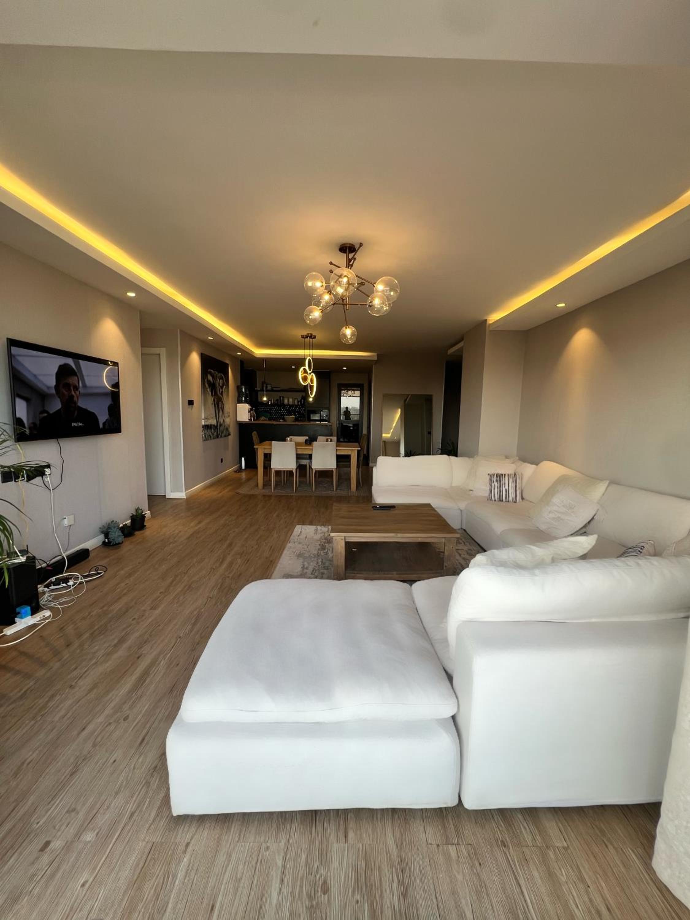 Volaire Apartments