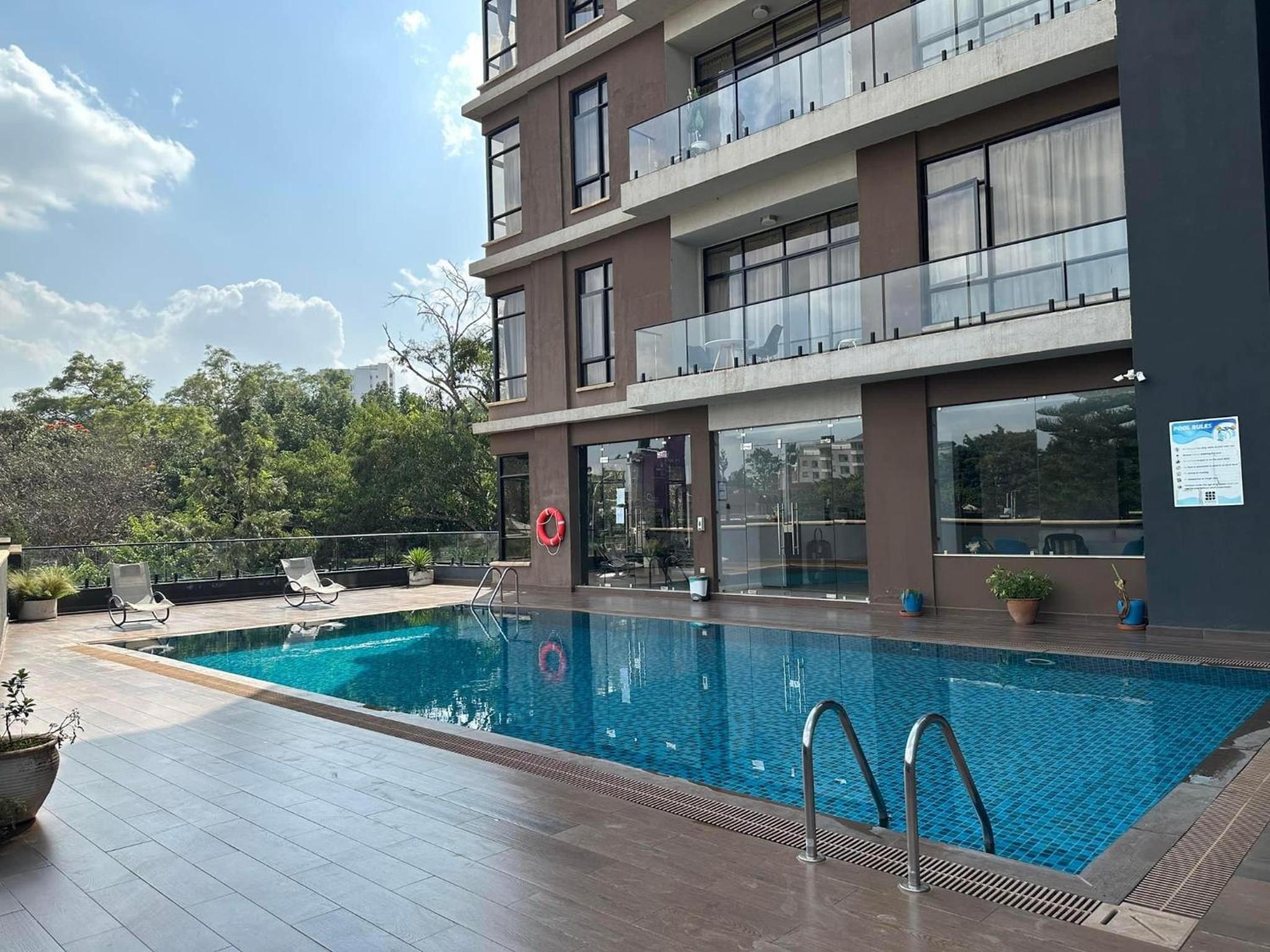 Volaire Apartments