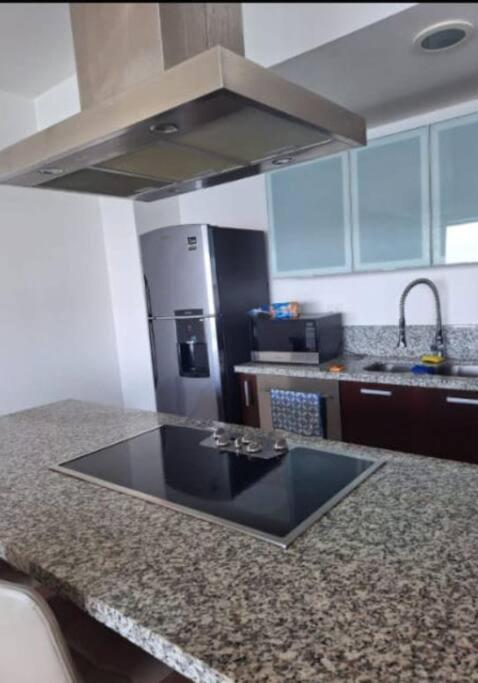 Depa 4 recámaras Peninsula Mztln