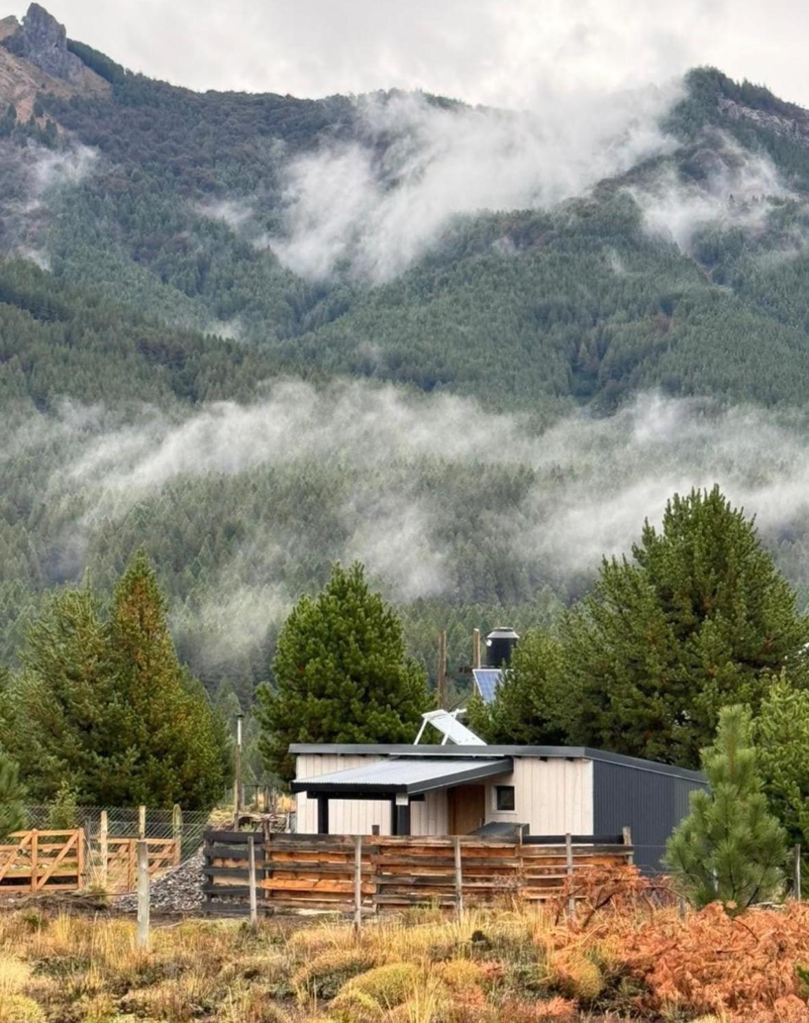 Cabaña El galpon - Villa Meliquina de Espacio Bandurrias -