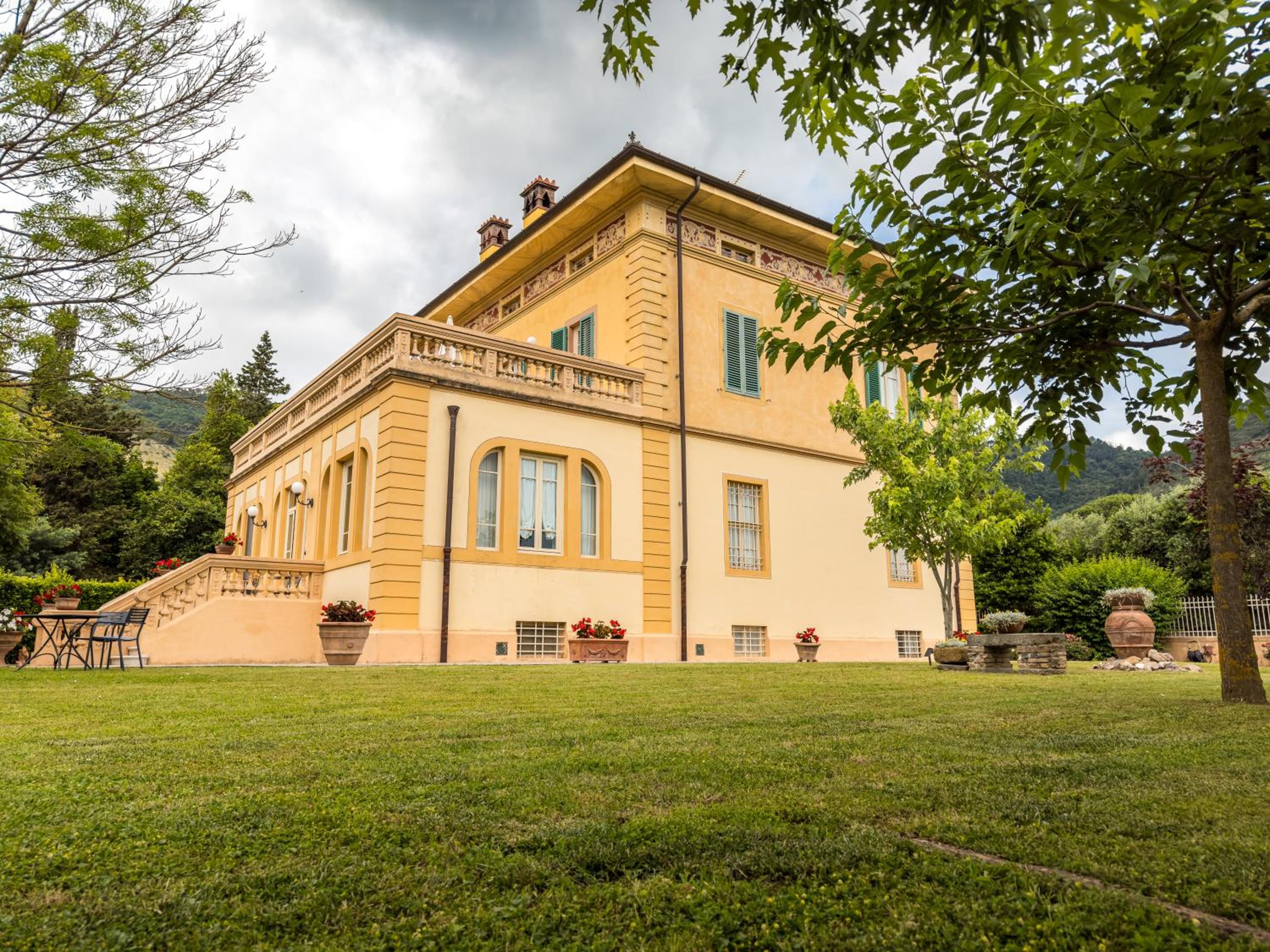 Marta Guest House