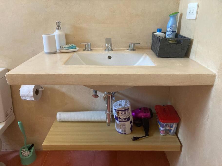 Apartamento luminoso, recientemente renovado view 3