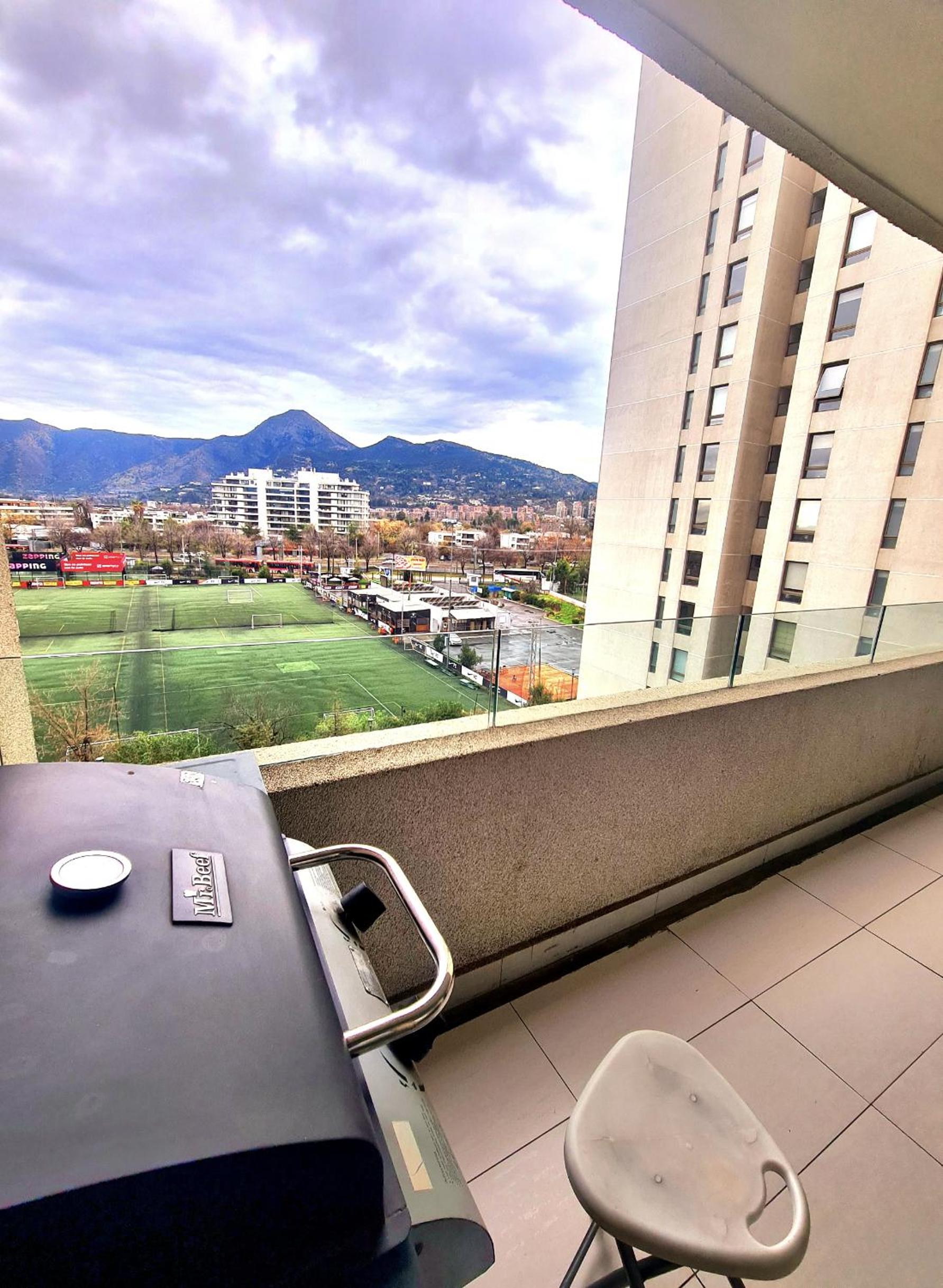 Moderno Departamento I Piscina Temperada I Calefacción I GYM I Lavandería I Piscina en Azotea I Estacionamiento I Las Condes