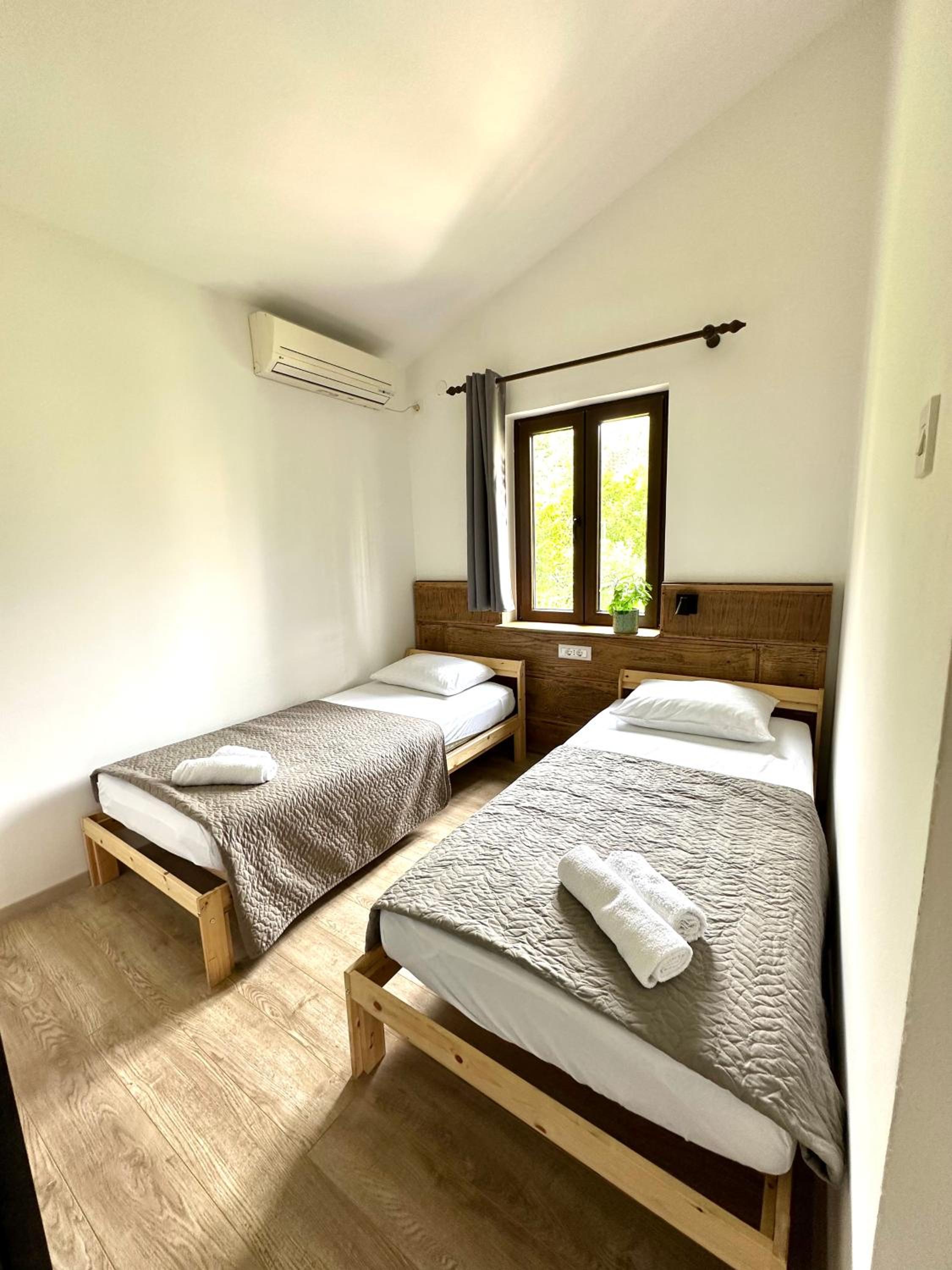 Guest house Kamelija