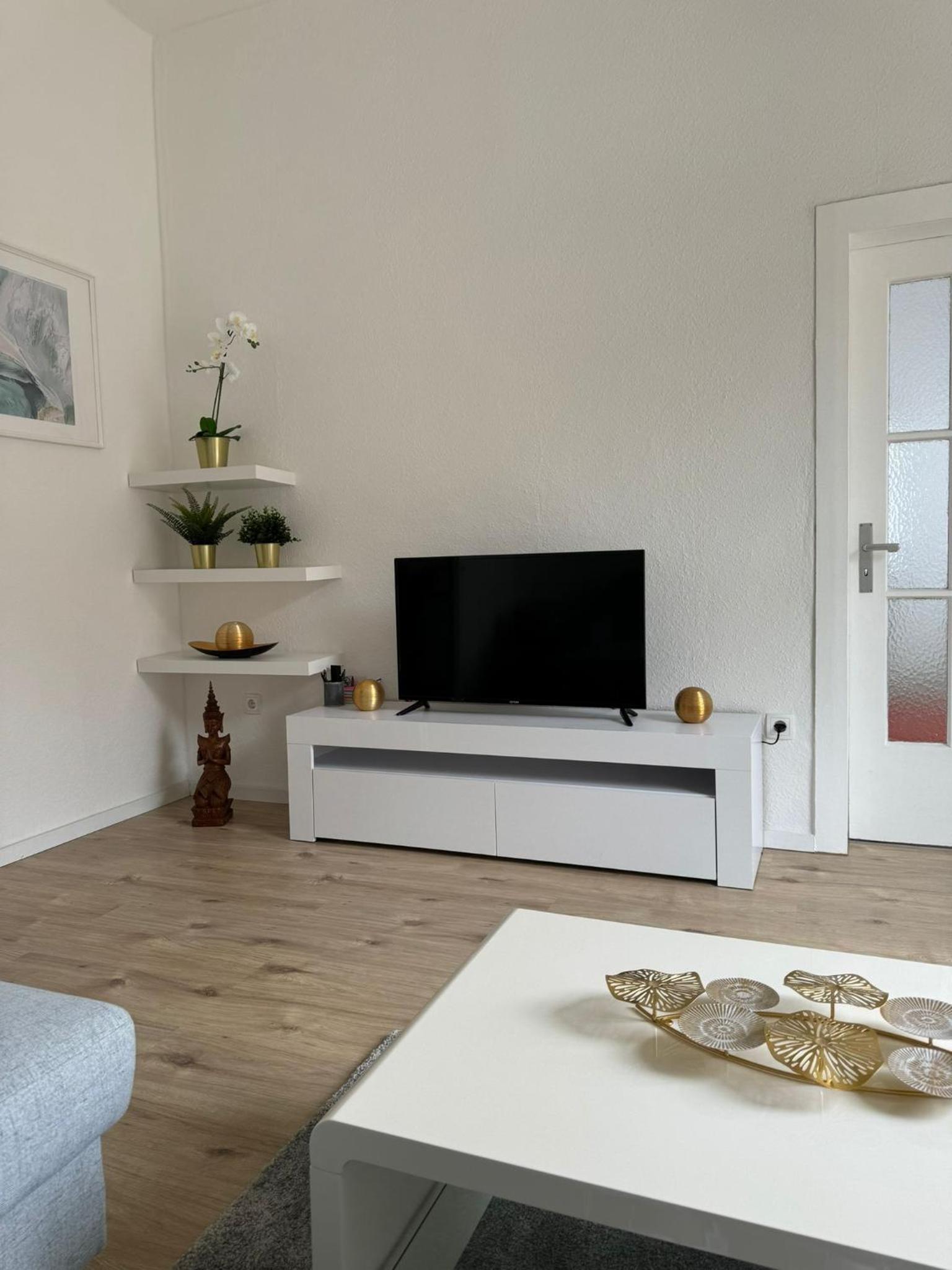 Charmante und moderne Altbauwohnung