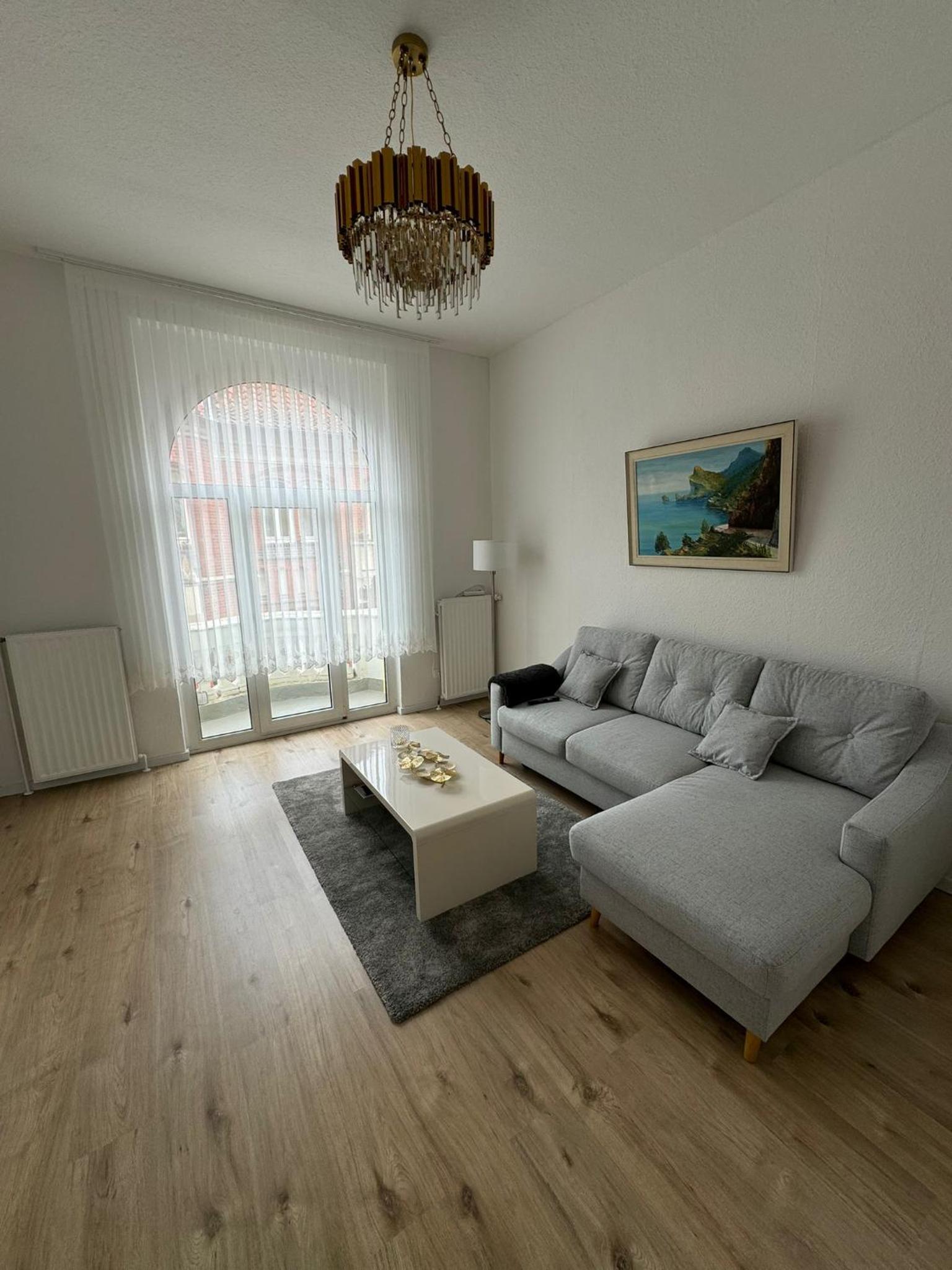 Charmante und moderne Altbauwohnung