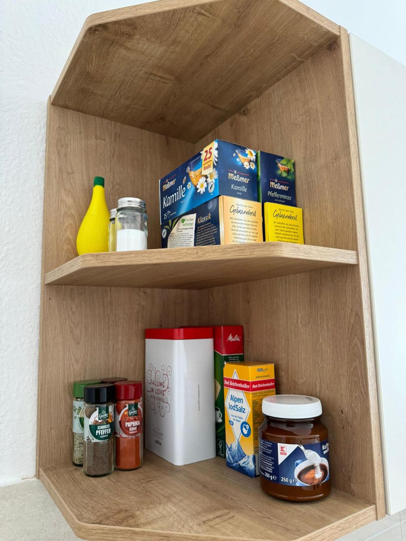 Charmante und moderne Altbauwohnung