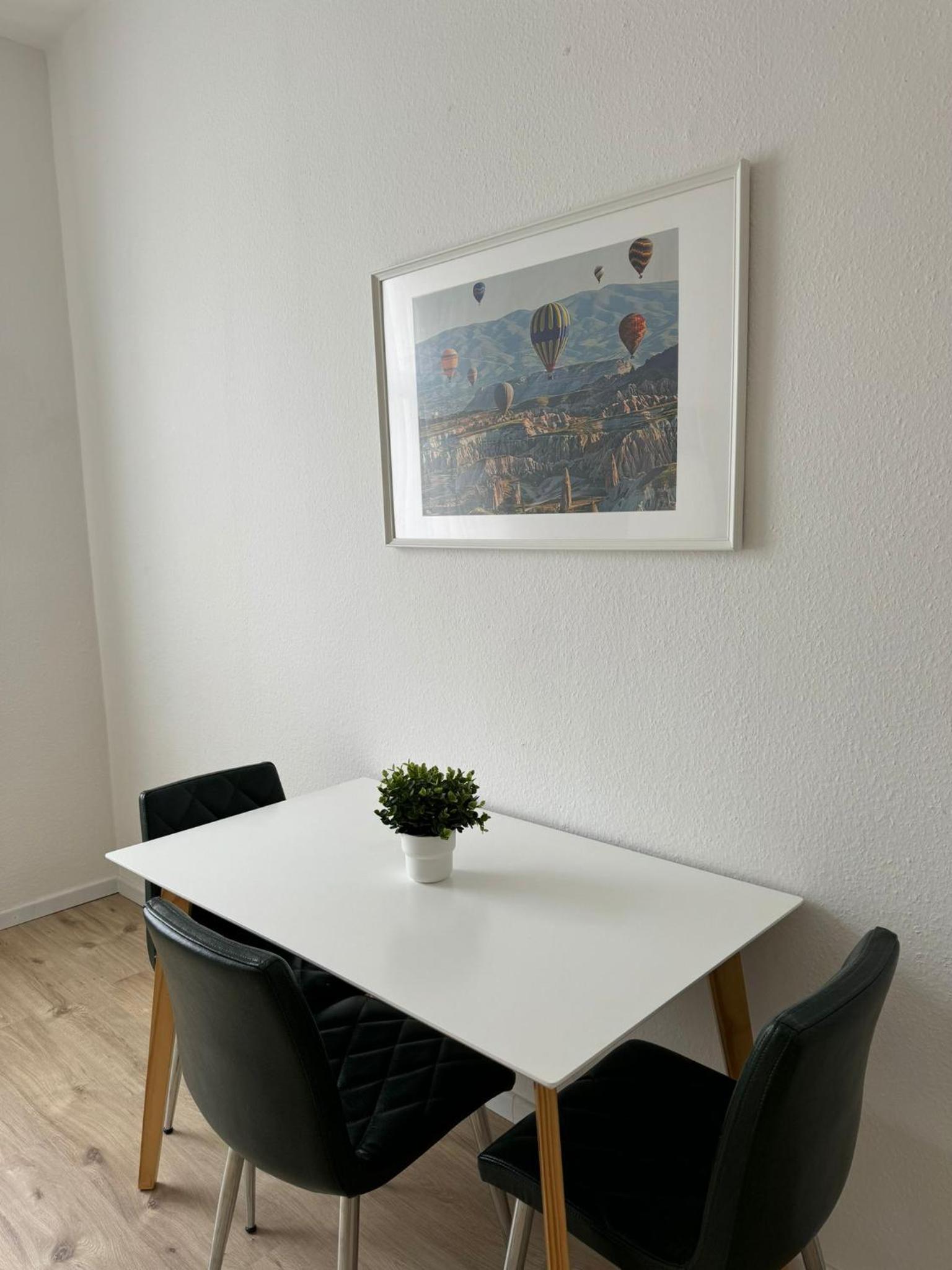 Charmante und moderne Altbauwohnung