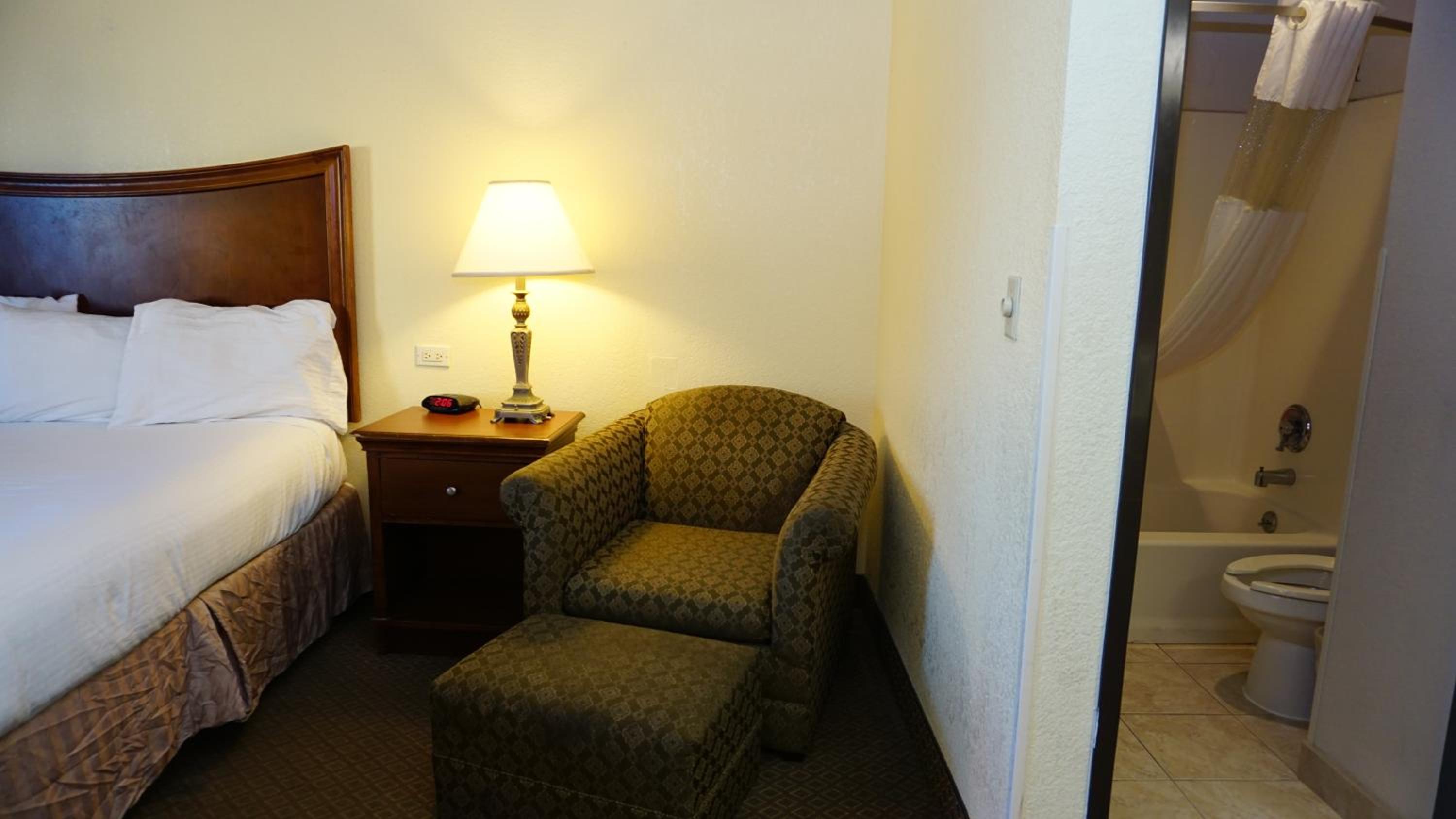 Photo 18