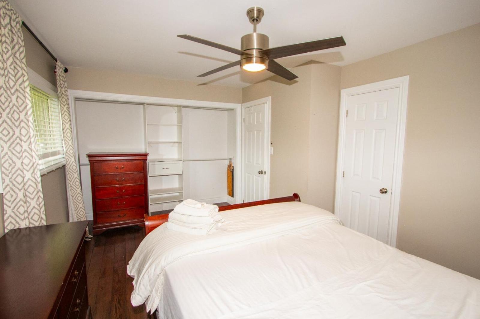 Deer Run Cottage- Golf Course cottage