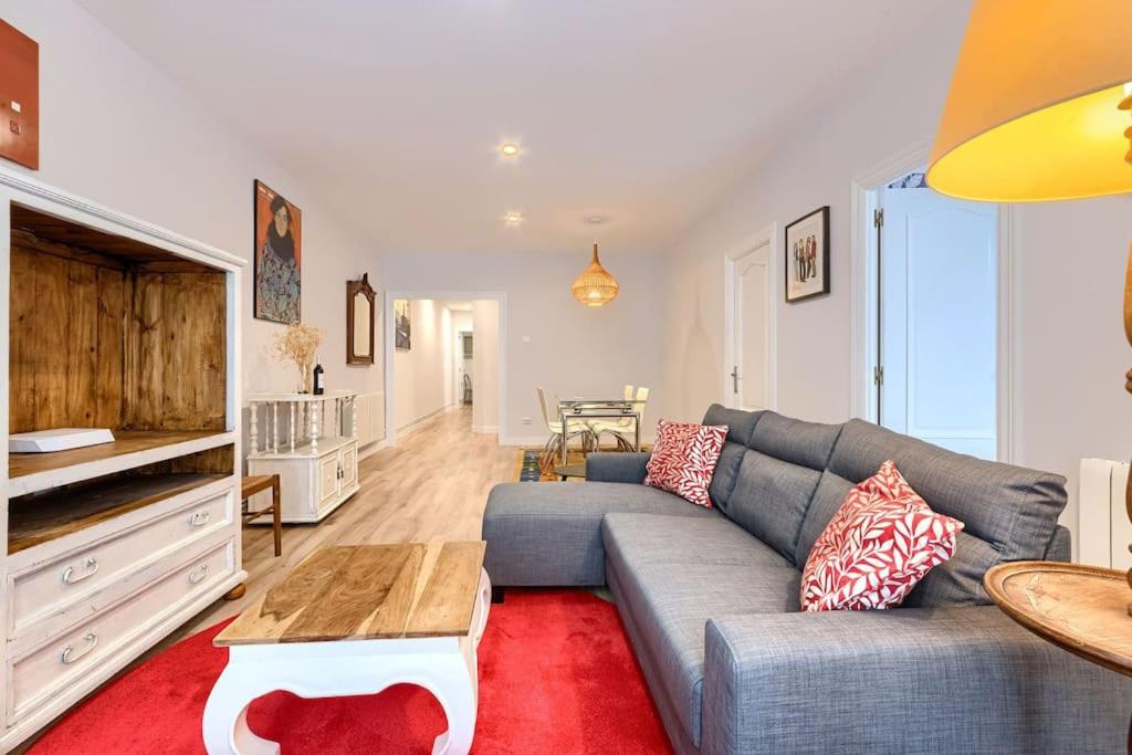 42nd Station by Next Stop Bilbao