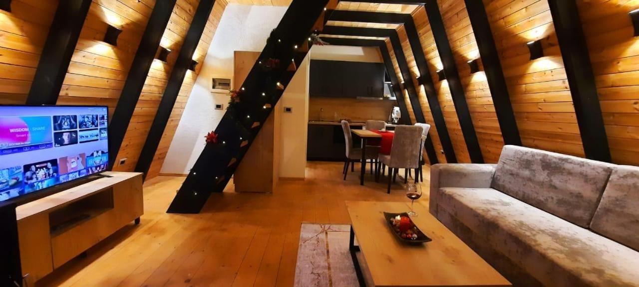 Vila Alpine Arlon Gjinar