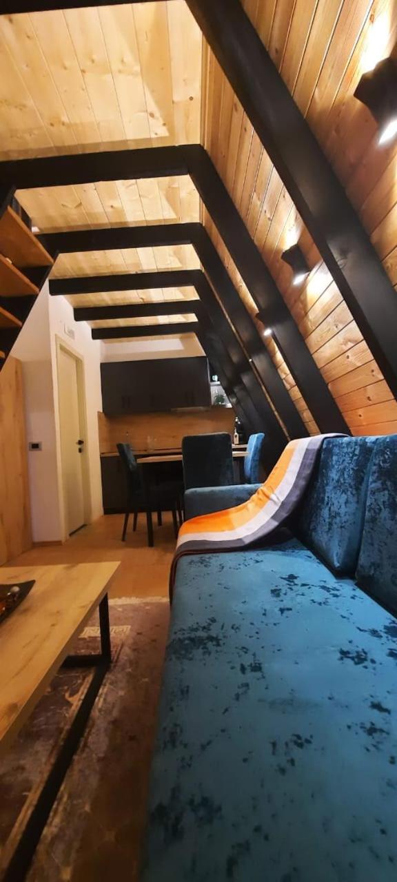 Vila Alpine Arlon Gjinar