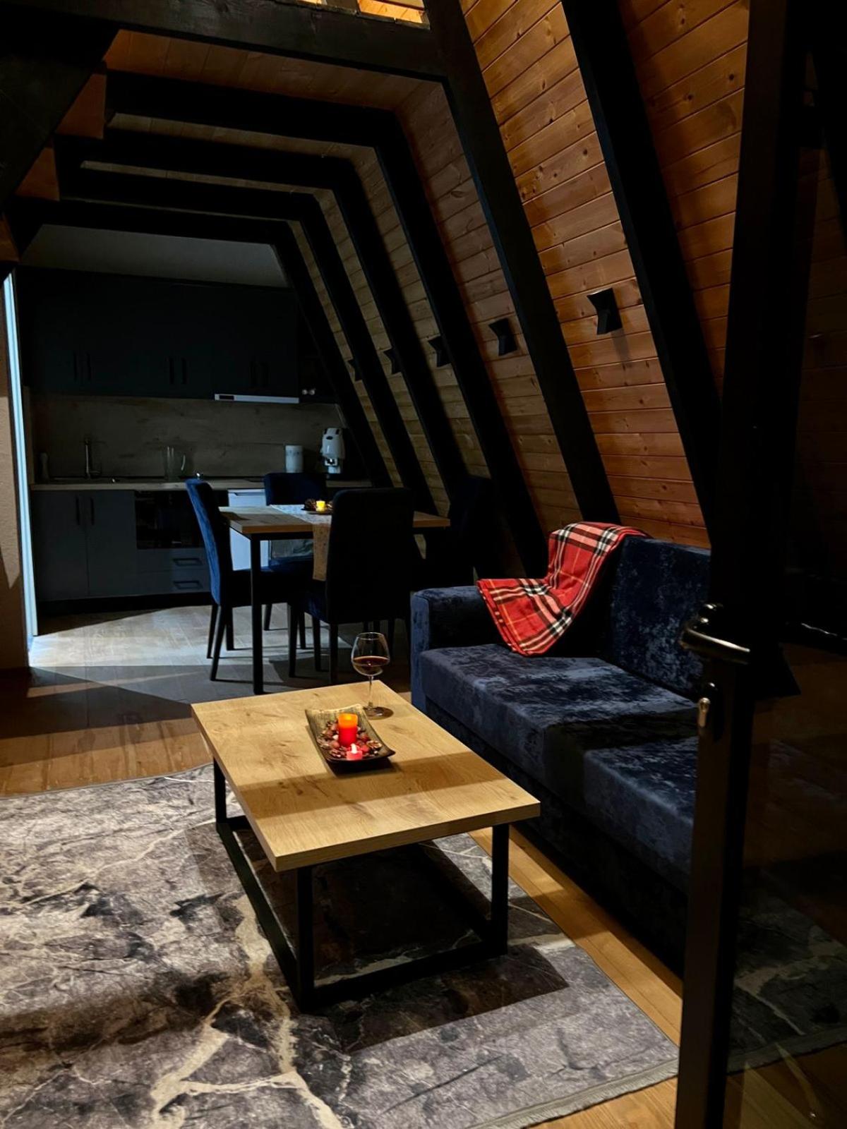 Vila Alpine Arlon Gjinar