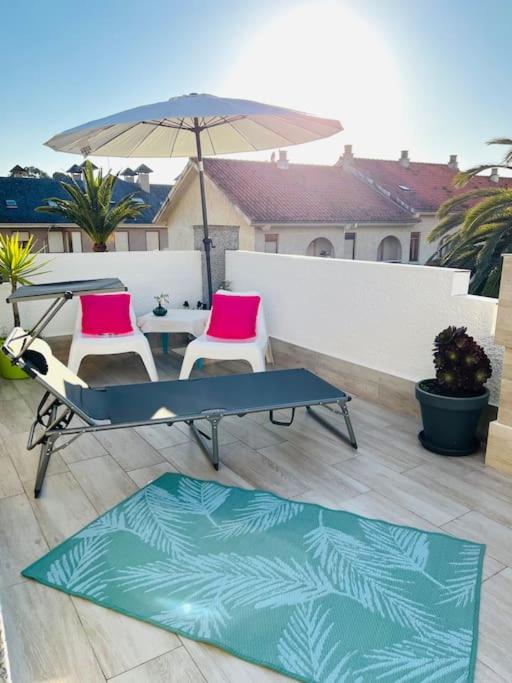Acogedora casa recién reformada con jardín y wifi
